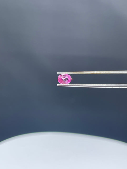 Natural Neon Pink Sapphire Oval Cut - 1.00 Carat | 6.3 x 4.6 x 3.3 MM | Stunning Loose Gemstone