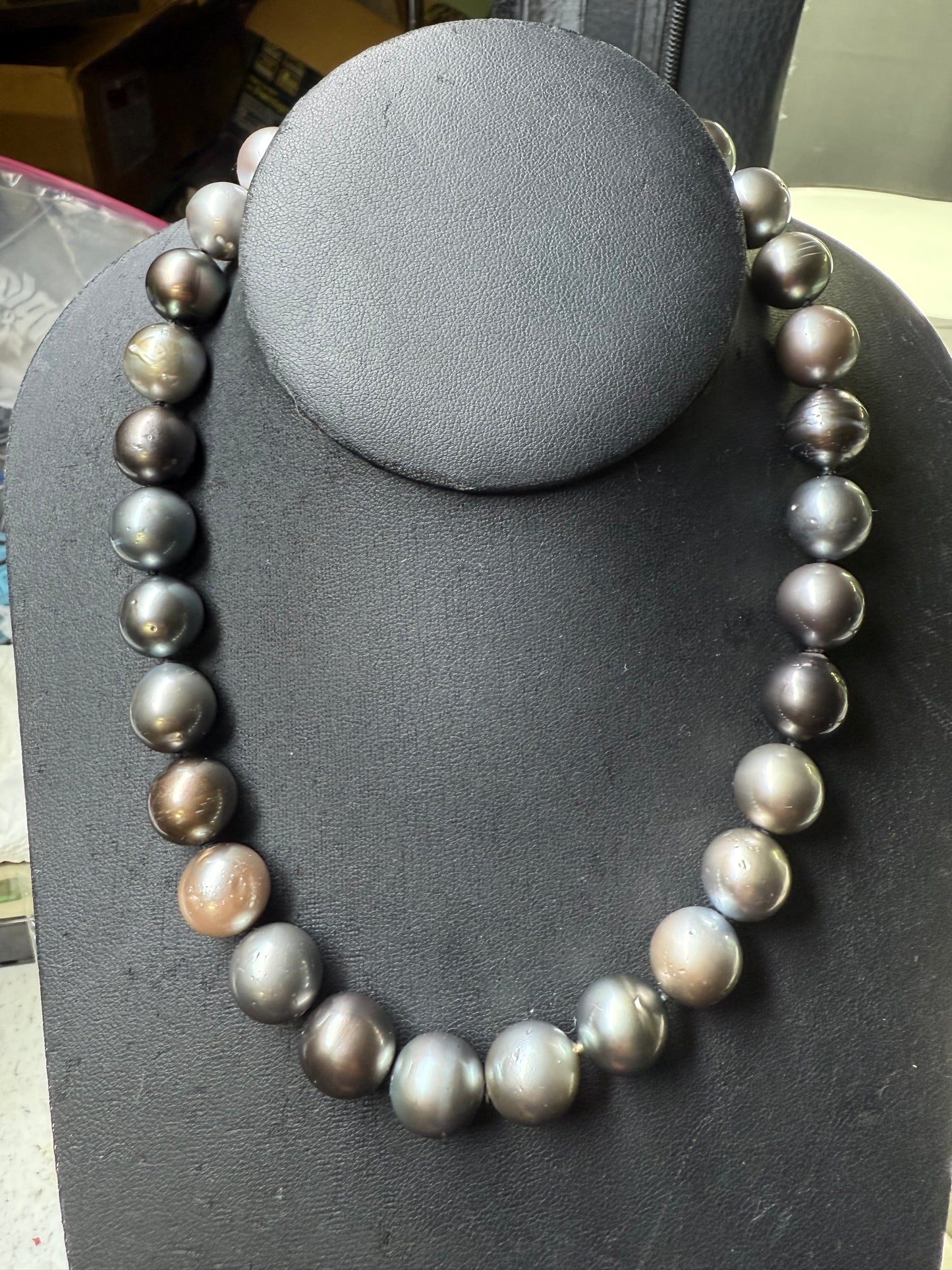 Natural Tahitian South Sea Pearl Necklace 17.5” – 13.5-14MM Lustrous Pearls – Rare Size & Invisible Screw Clasp