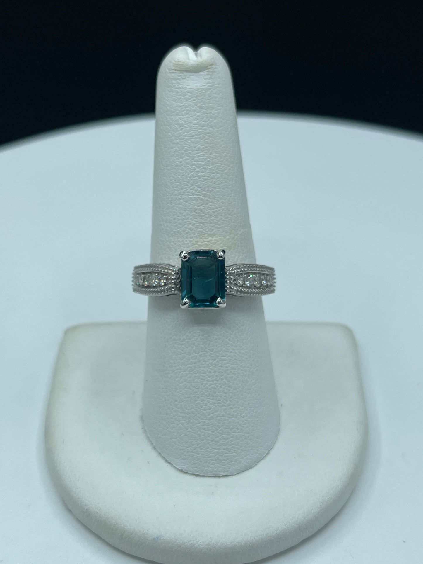 Natural Indicolite Tourmaline & Diamond 18k White Gold Ring (Size 8)