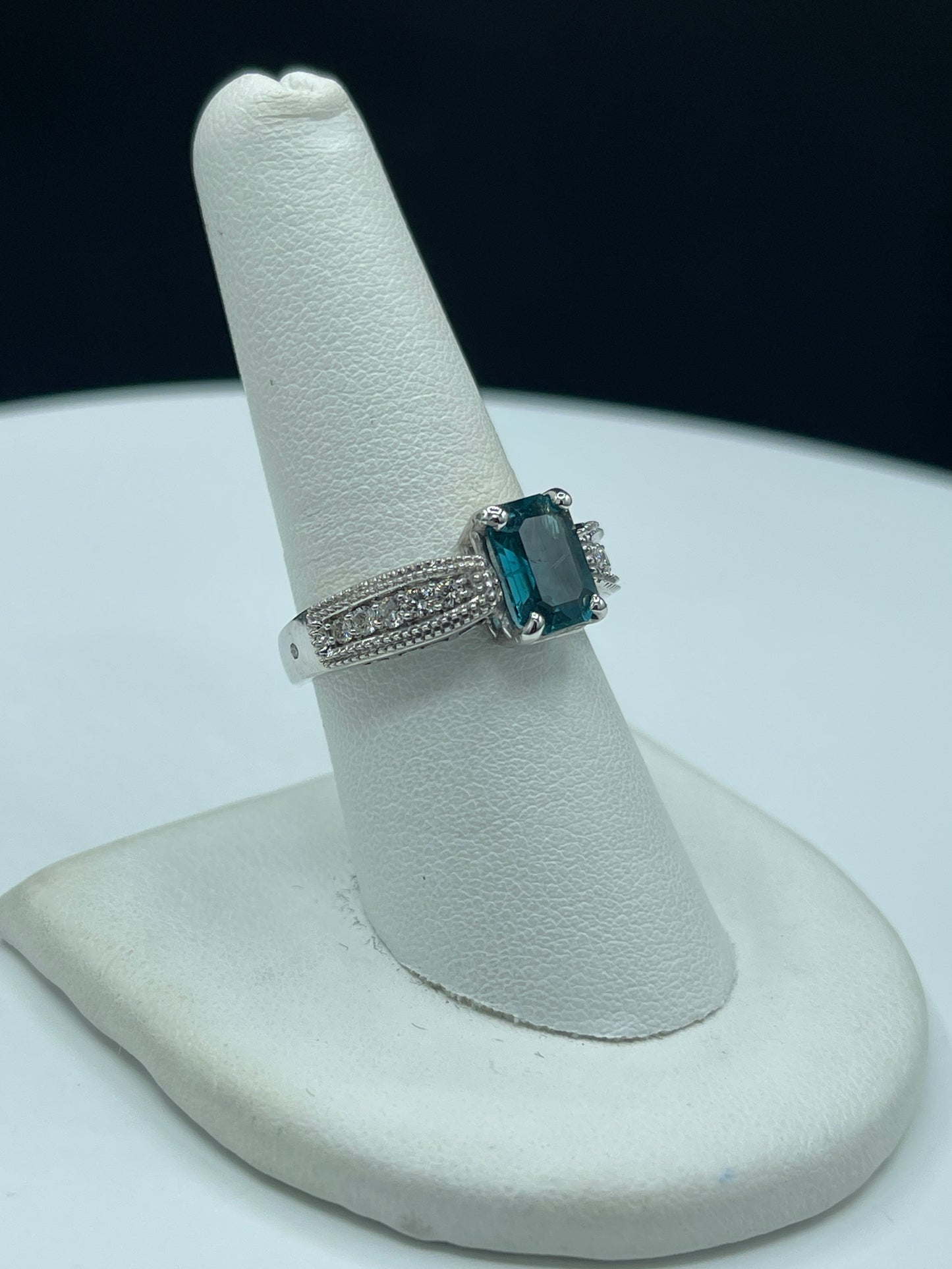 Natural Indicolite Tourmaline & Diamond 18k White Gold Ring (Size 8)