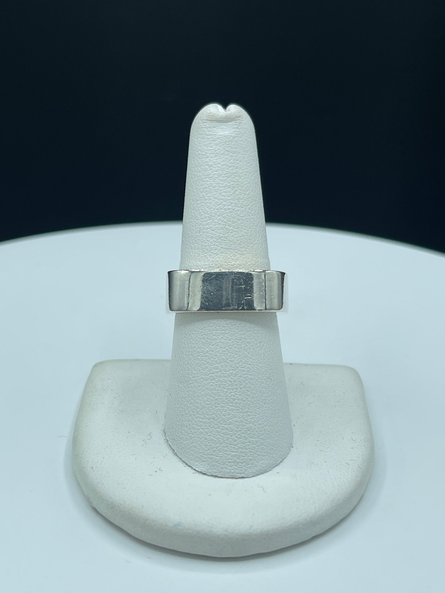 Solid Sterling Silver Unisex Ring - 13.5 Grams, Size 7.5