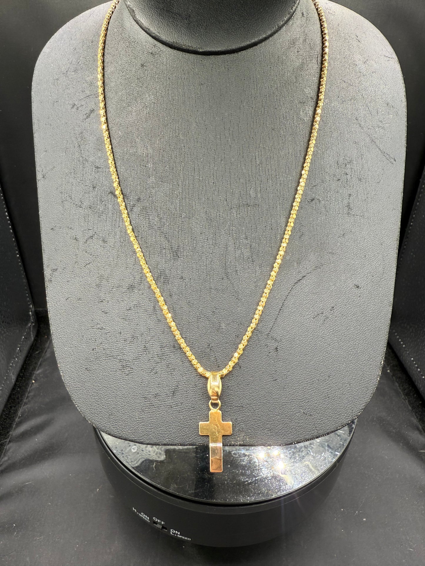 Solid 18k Tri-Color Gold Cross Pendant & Chain | 8.5g | 19” Unisex Necklace