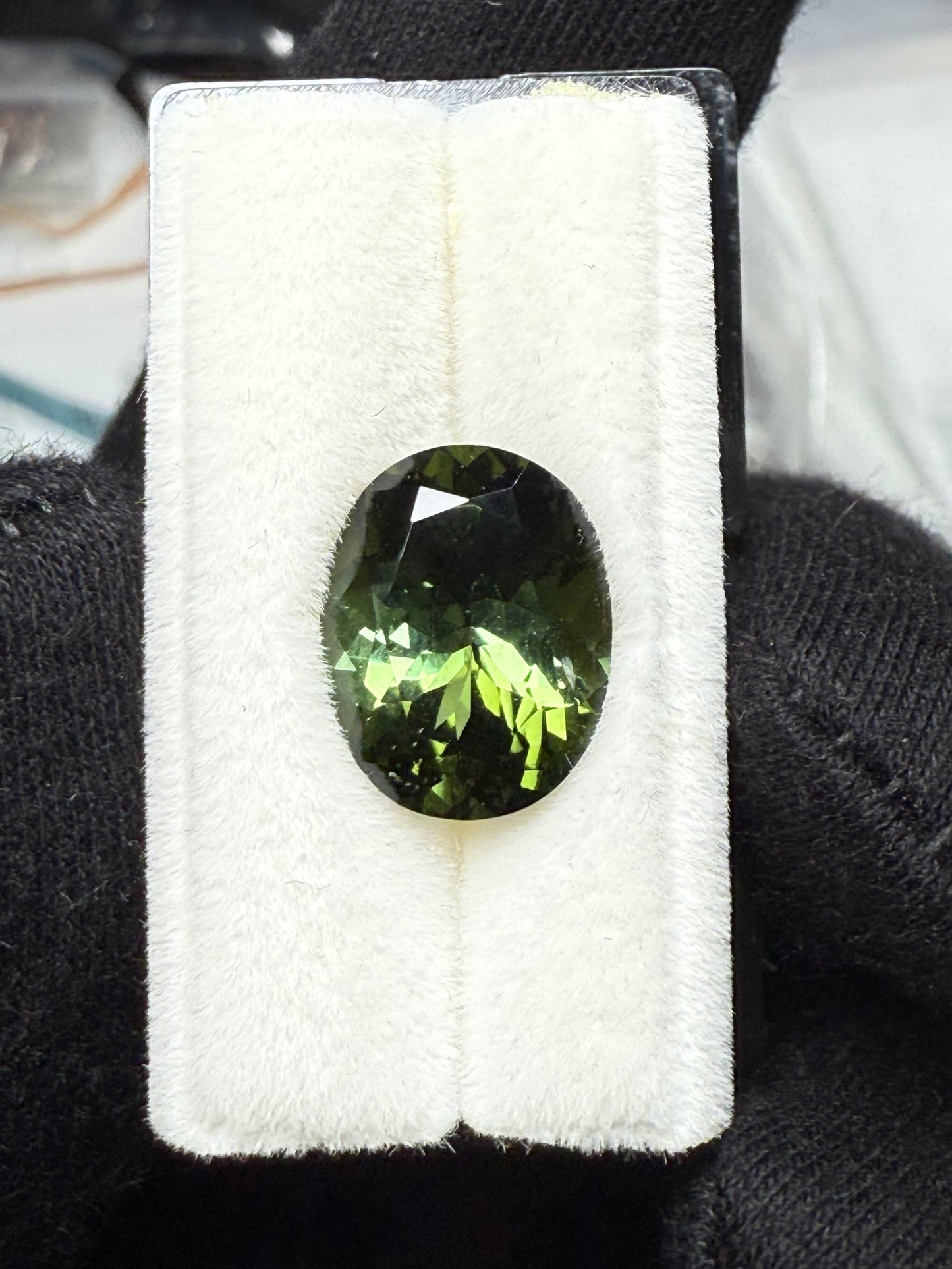 Natural Green Tourmaline 8.75 Carat Oval Cut Loose Gemstone | Near Flawless Clarity | 15.1x11.9x8.24 MM |