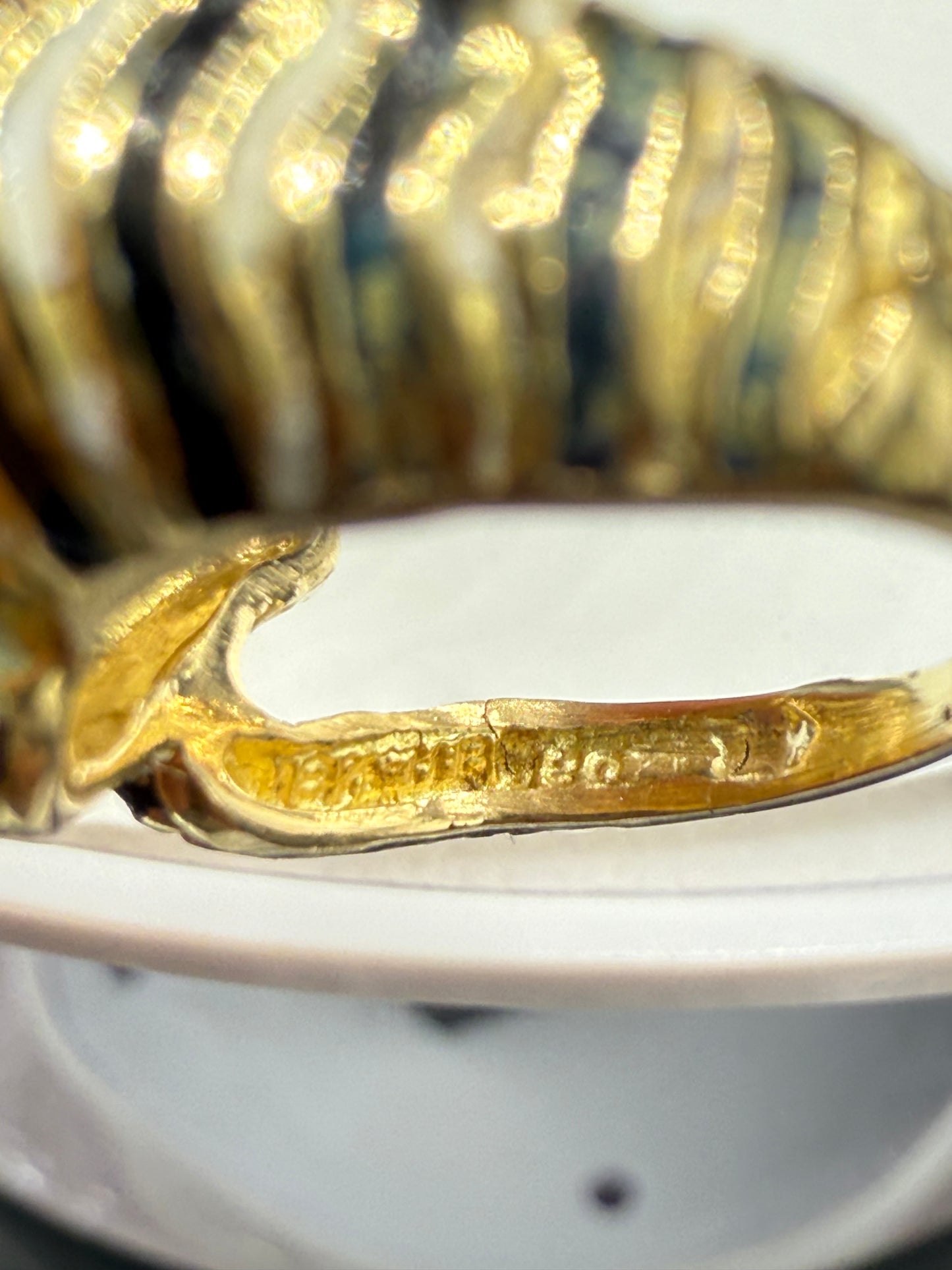 Vintage Hammerman Brothers 18K Gold Enamel Tiger Ring | Size 5