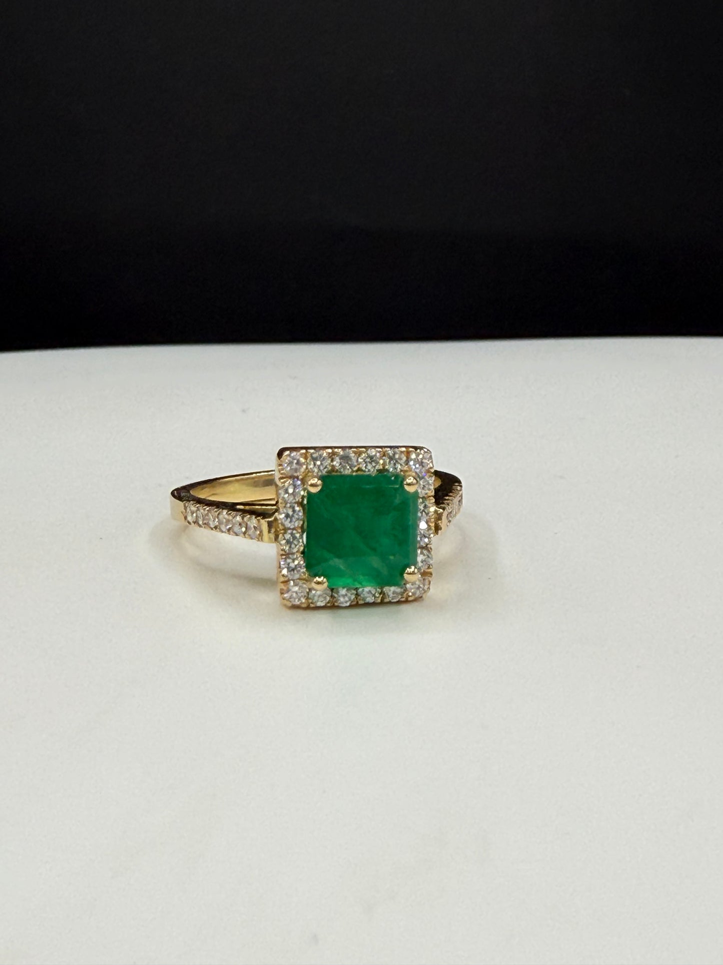 2.64 Carat Natural Emerald & Diamond Halo 18k Yellow Gold Ring (Size 7.25)