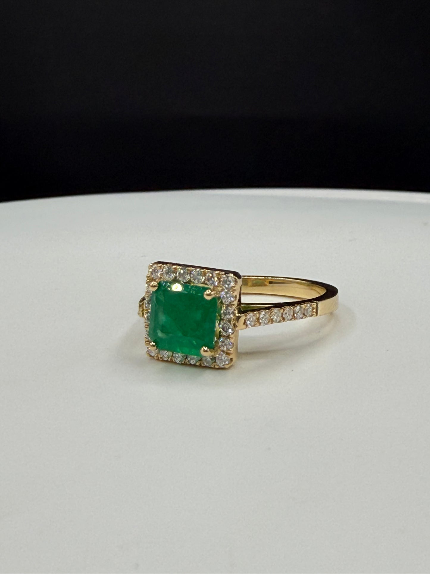 2.64 Carat Natural Emerald & Diamond Halo 18k Yellow Gold Ring (Size 7.25)