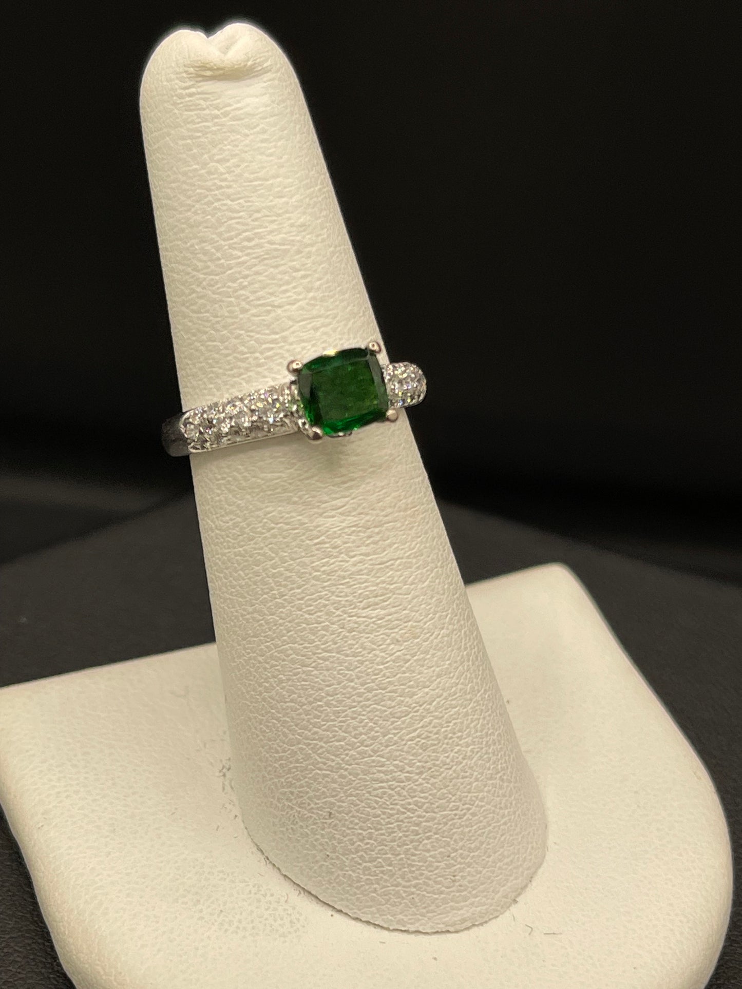 1.55 Carat Natural Tsavorite & Diamond 18k White Gold Engagement Ring (Size 6)