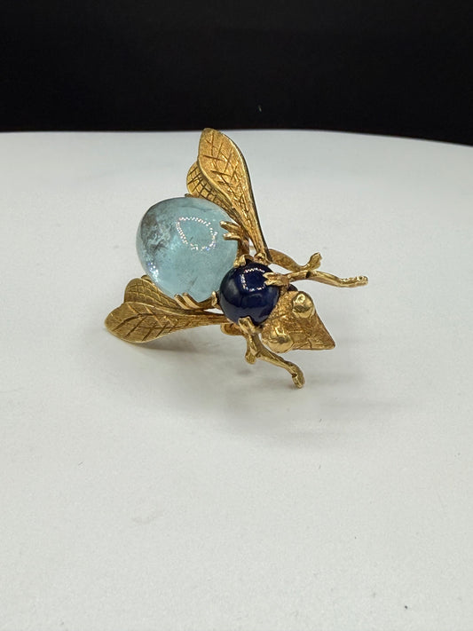 Vintage Natural Aquamarine & Sapphire 18k Yellow Gold Bumble Bee Brooch