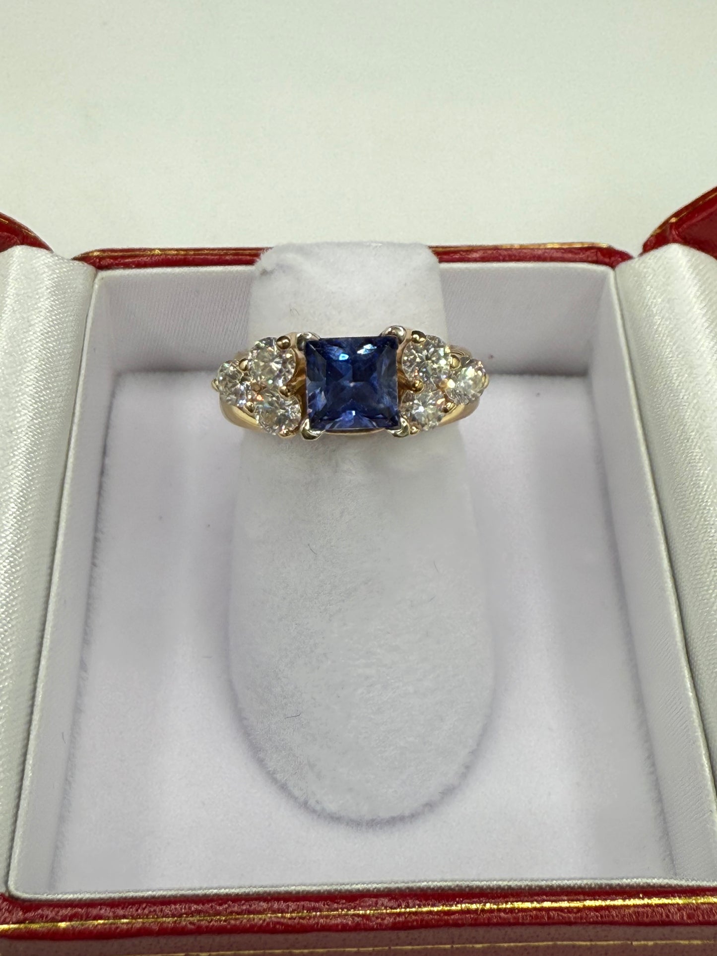 Fine Natural Sapphire & Diamond 18k Yellow Gold Ring | 1.35 Ct Sapphire | 0.90 Ct Diamonds (Size 5)