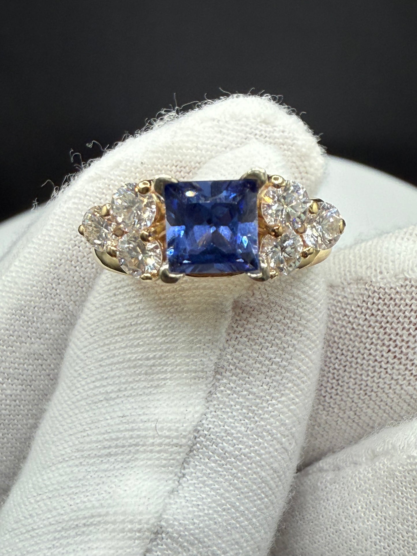 Fine Natural Sapphire & Diamond 18k Yellow Gold Ring | 1.35 Ct Sapphire | 0.90 Ct Diamonds (Size 5)