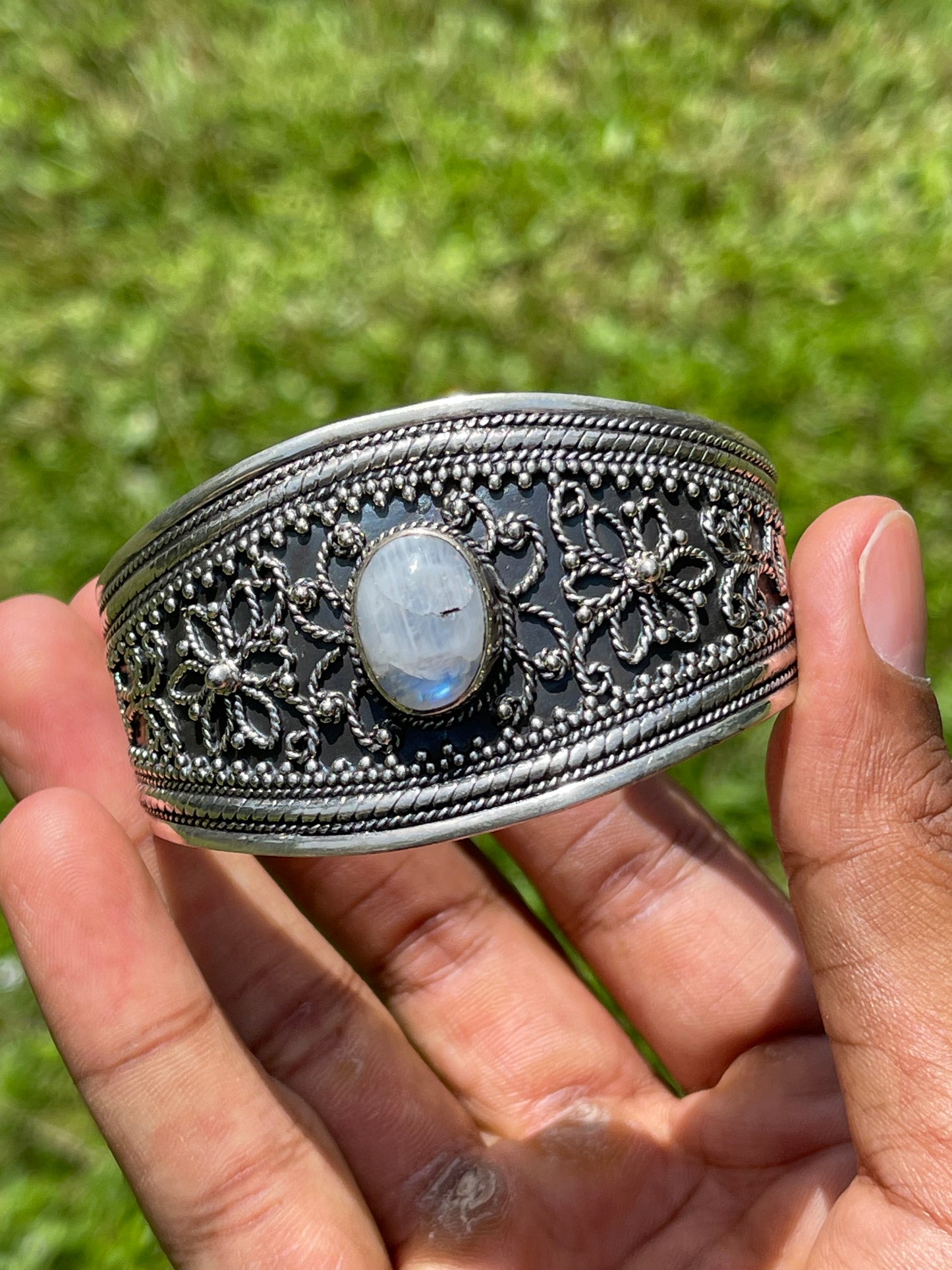 Vintage Natural Rainbow Moonstone Sterling Silver Bangle