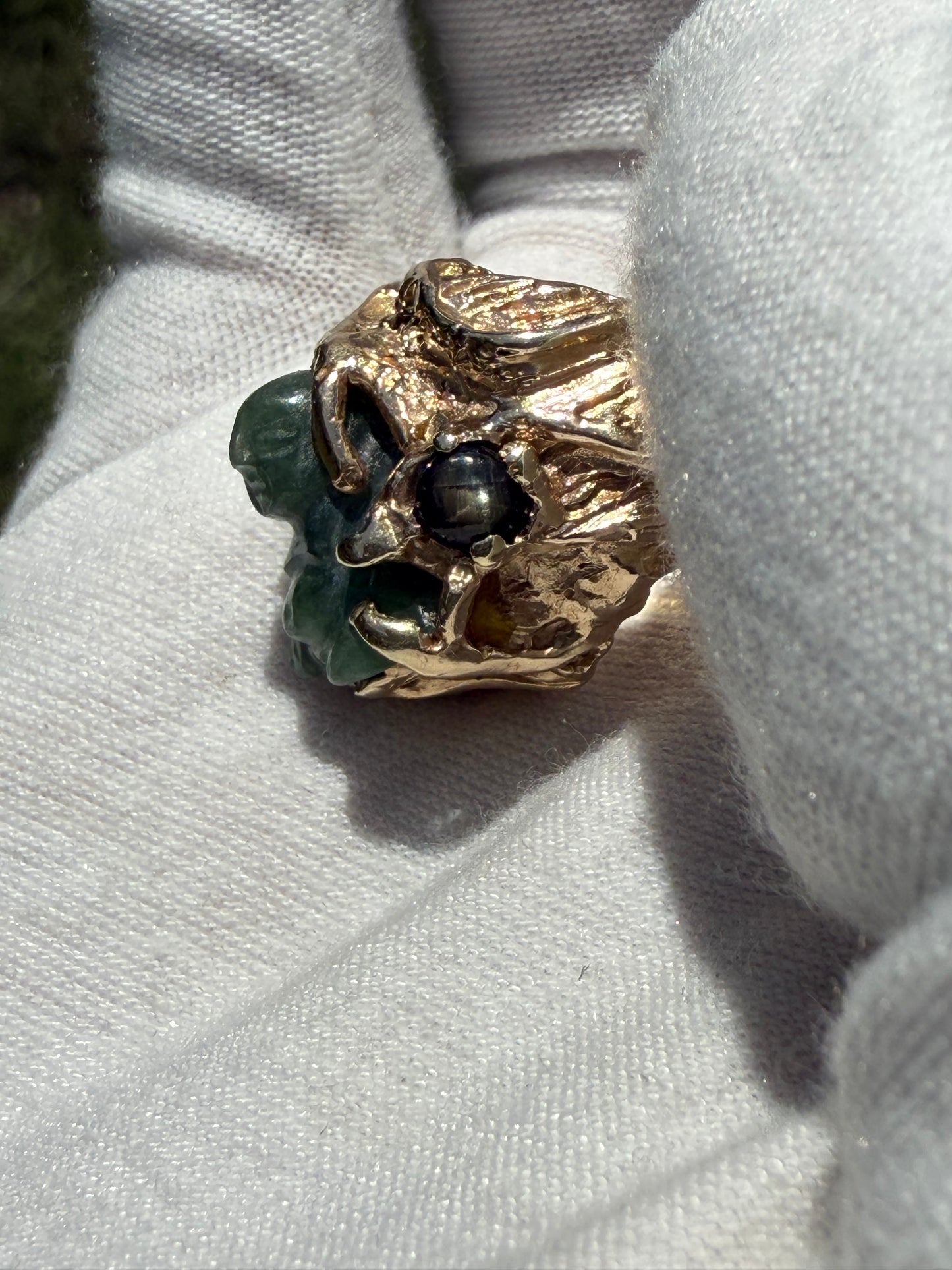 Vintage Natural Jade Buddha & Black Star Sapphire 14K Gold Ring - Size 7.25