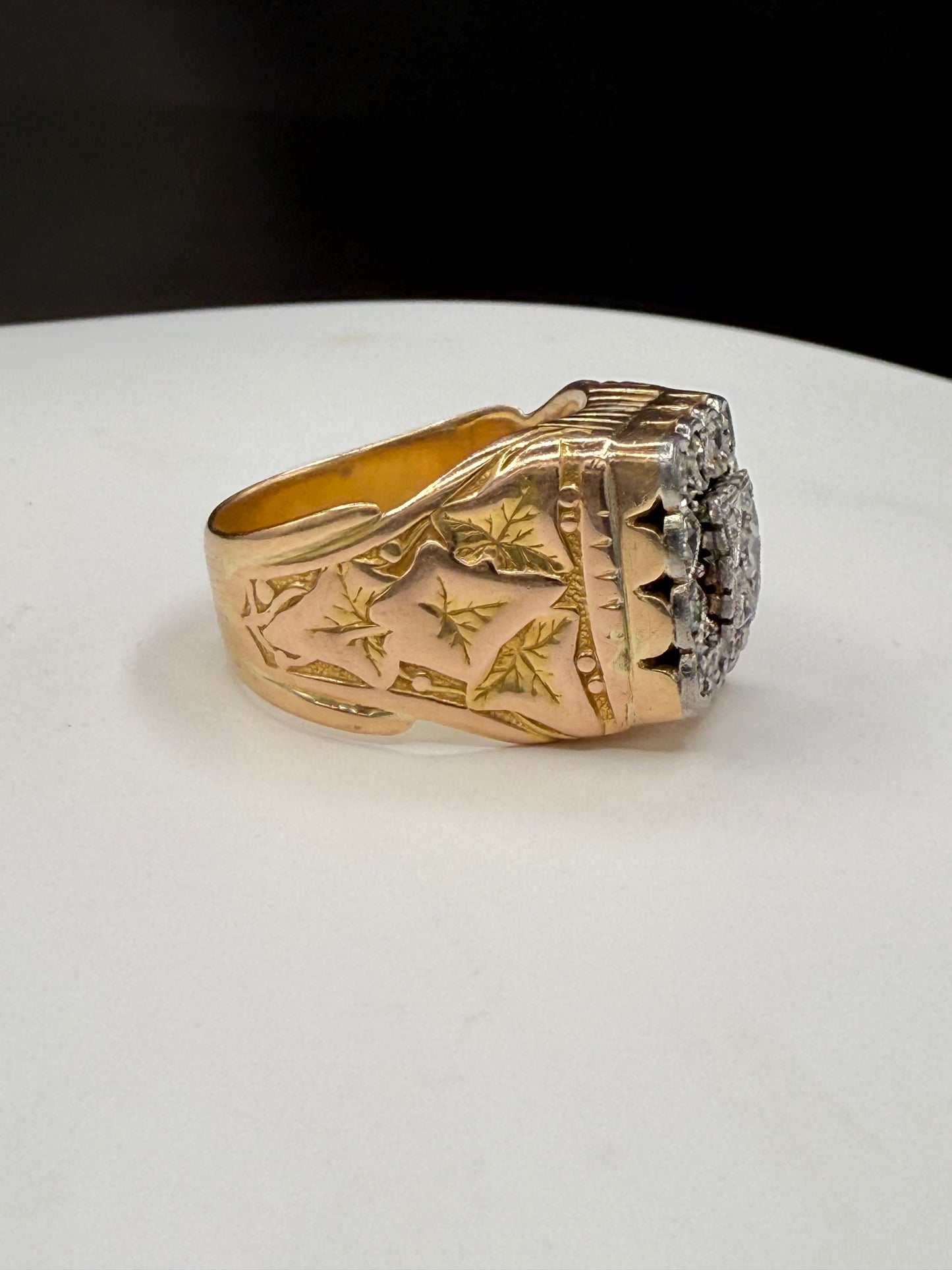 Vintage 18K Gold Men’s Diamond Statement Ring – 1.00 CTW, 16.76g, Size 11