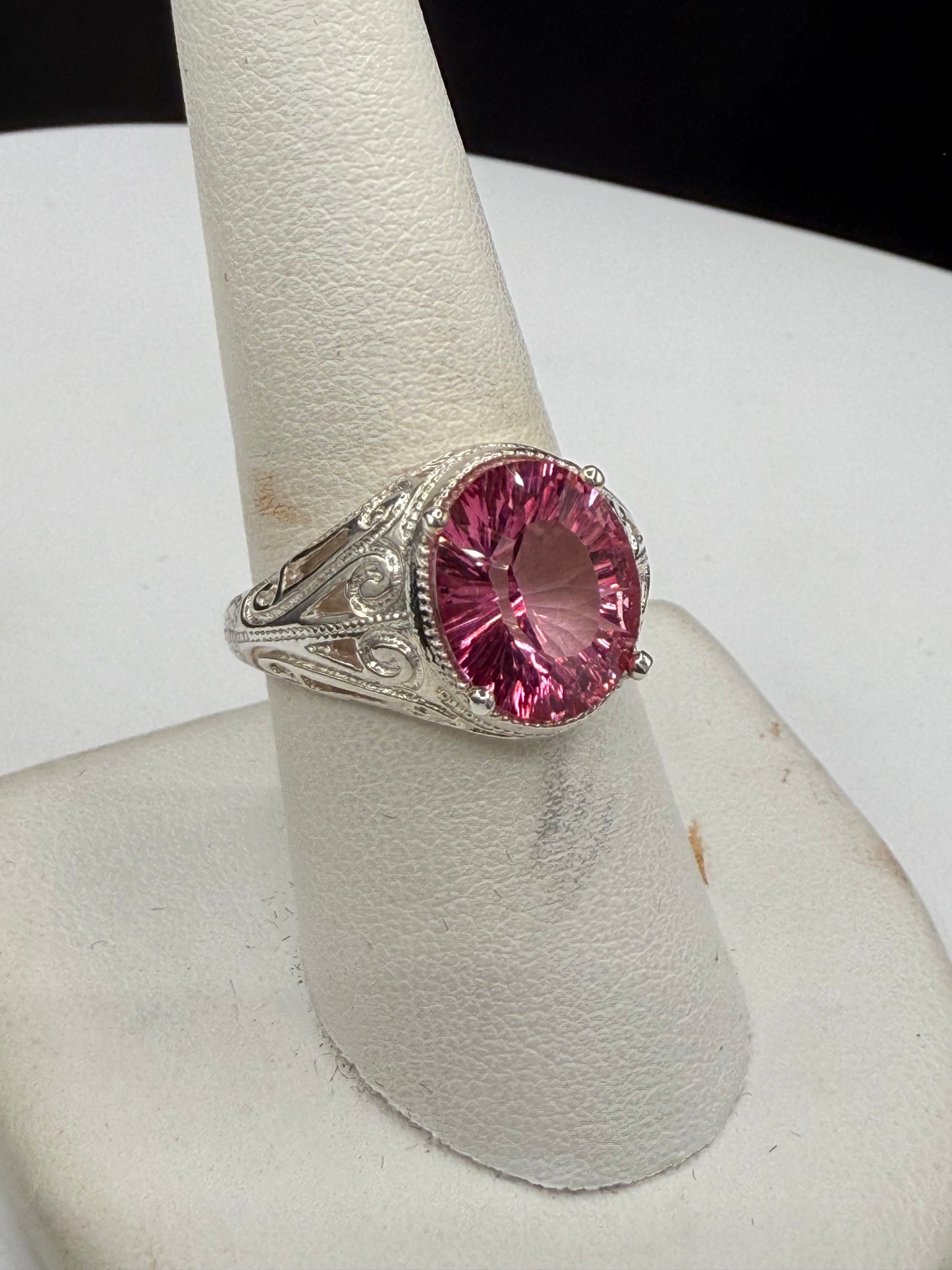 Pink Mystic Topaz Fantasy Cut Sterling Silver Ring (Size 8)
