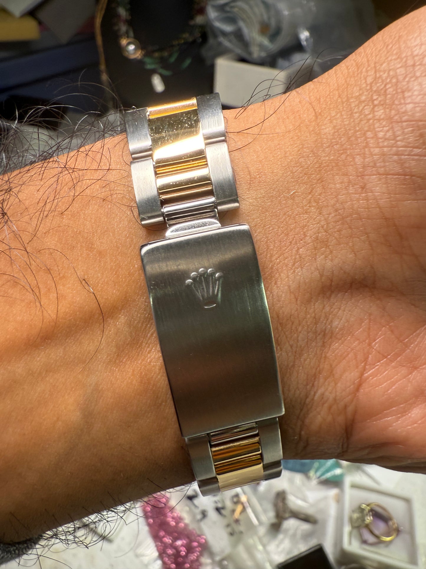 Rolex Date 15203 (1999) – 34mm Two-Tone 18k Gold & Stainless Steel Oyster Bracelet – Rare Factory Particle Dial