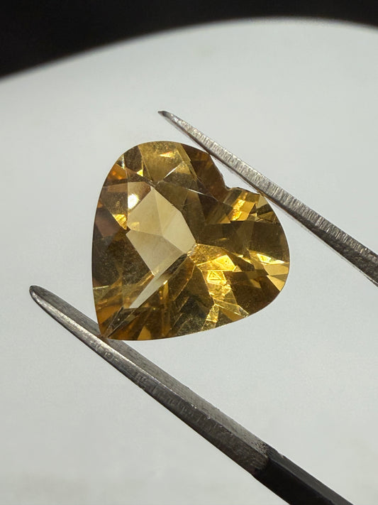 Natural Citrine Heart Cut Loose Gemstone 3.95 Carats | 11.8 x 11.9 x 6.4 mm