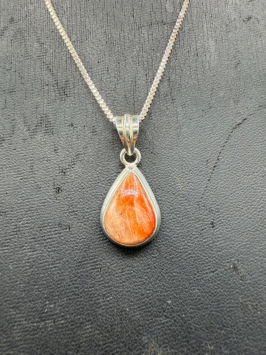 Natural Sunstone Sterling Silver Pendant & Necklace | 16 Inches