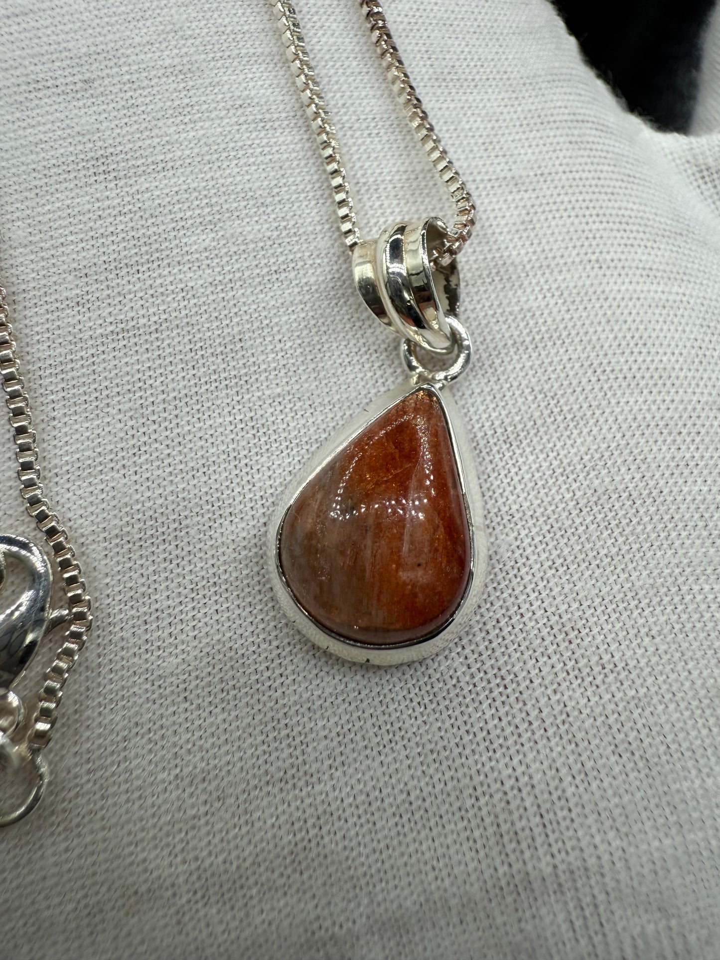 Natural Sunstone Sterling Silver Pendant & Necklace | 16 Inches