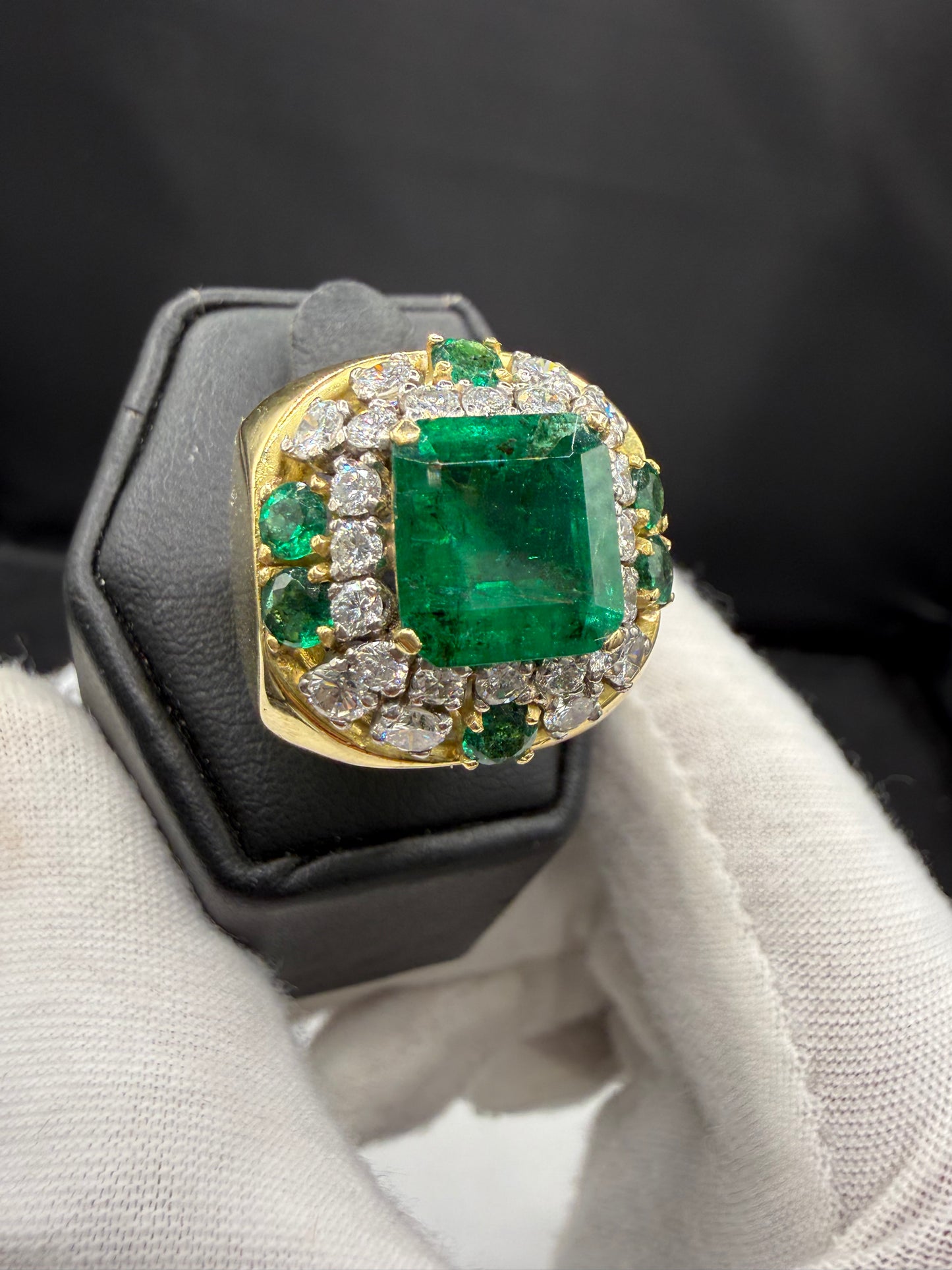 Magnificent 18K Yellow Gold Emerald & Diamond Ring (Size 7) | 5.60 Ct Emerald | 1.83 Ct Diamonds