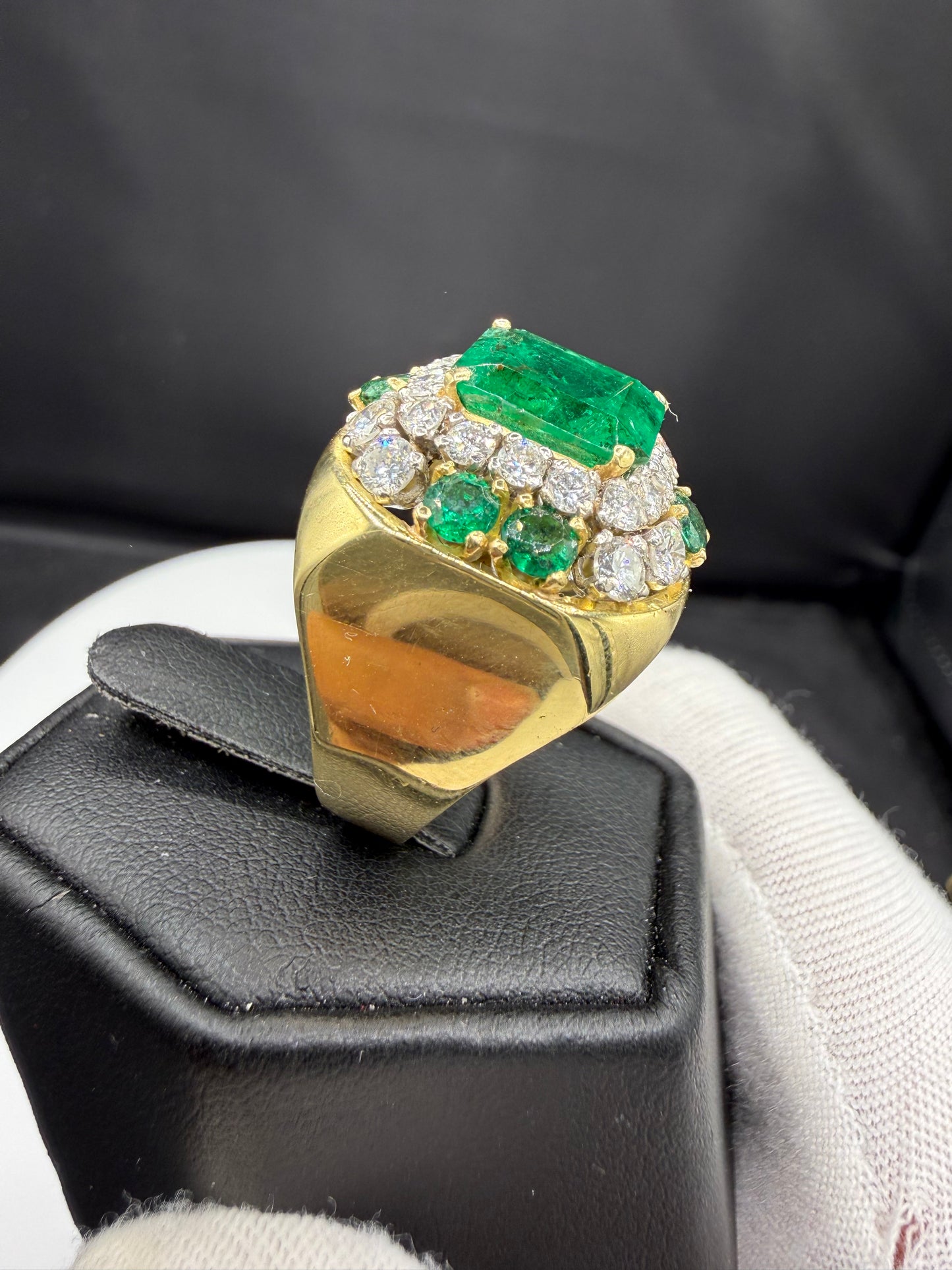Magnificent 18K Yellow Gold Emerald & Diamond Ring (Size 7) | 5.60 Ct Emerald | 1.83 Ct Diamonds