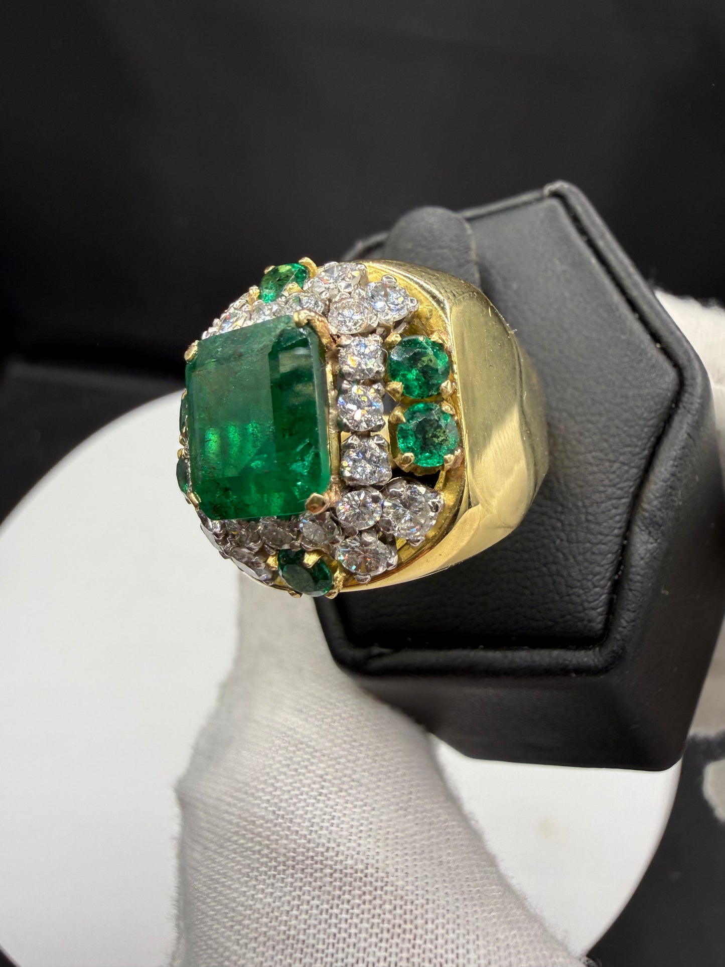 Magnificent 18K Yellow Gold Emerald & Diamond Ring (Size 7) | 5.60 Ct Emerald | 1.83 Ct Diamonds