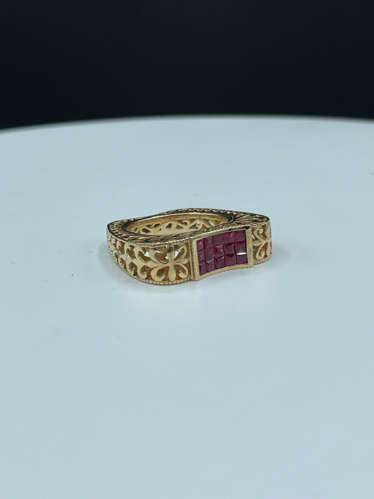 1.60 Carat Natural Burmese Ruby 14k Yellow Gold Handmade Designer Ring (Size 7)