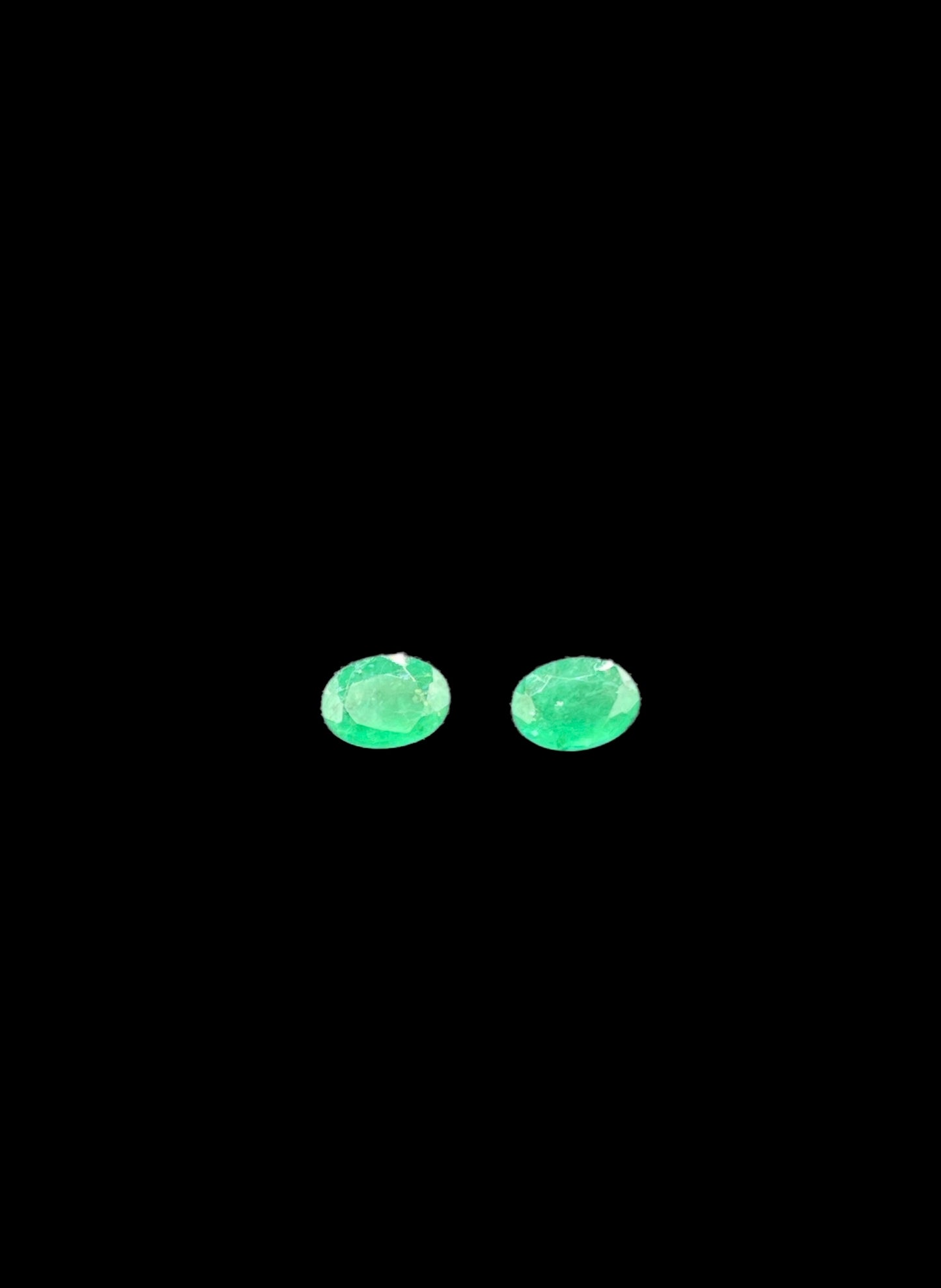 1.41 Carat Natural Brazilian Emerald Oval Cut Loose Gemstones (6.8 x 4.8 x 3.3 MM)