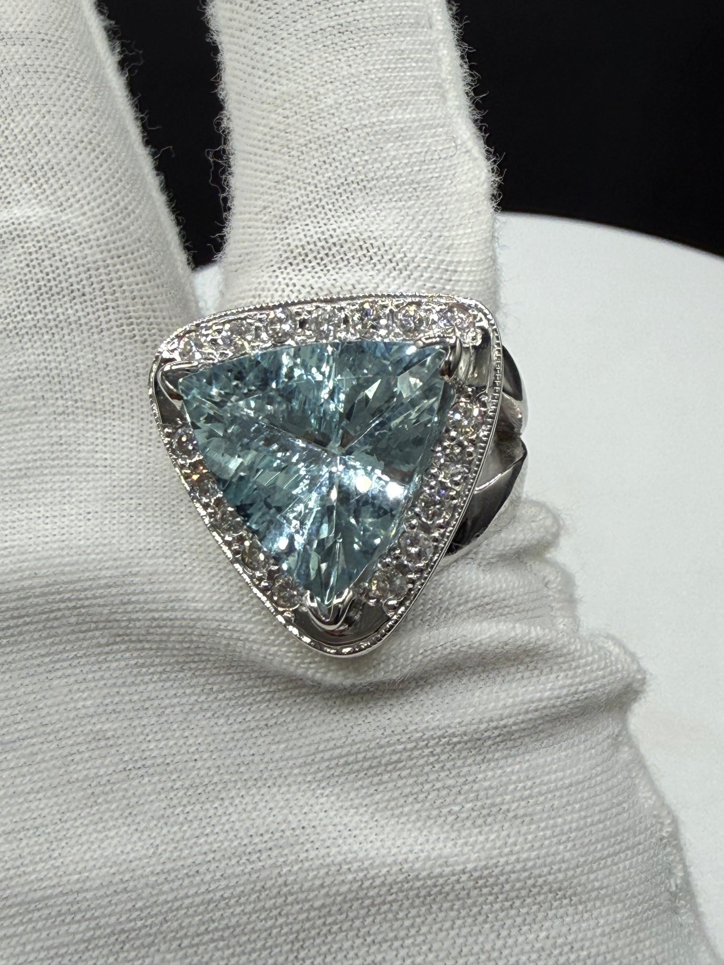 Natural 16.02 Ct Aquamarine & Diamond 14k White Gold Ring | 15 Ct Aquamarine | 1.02 Ct Diamonds