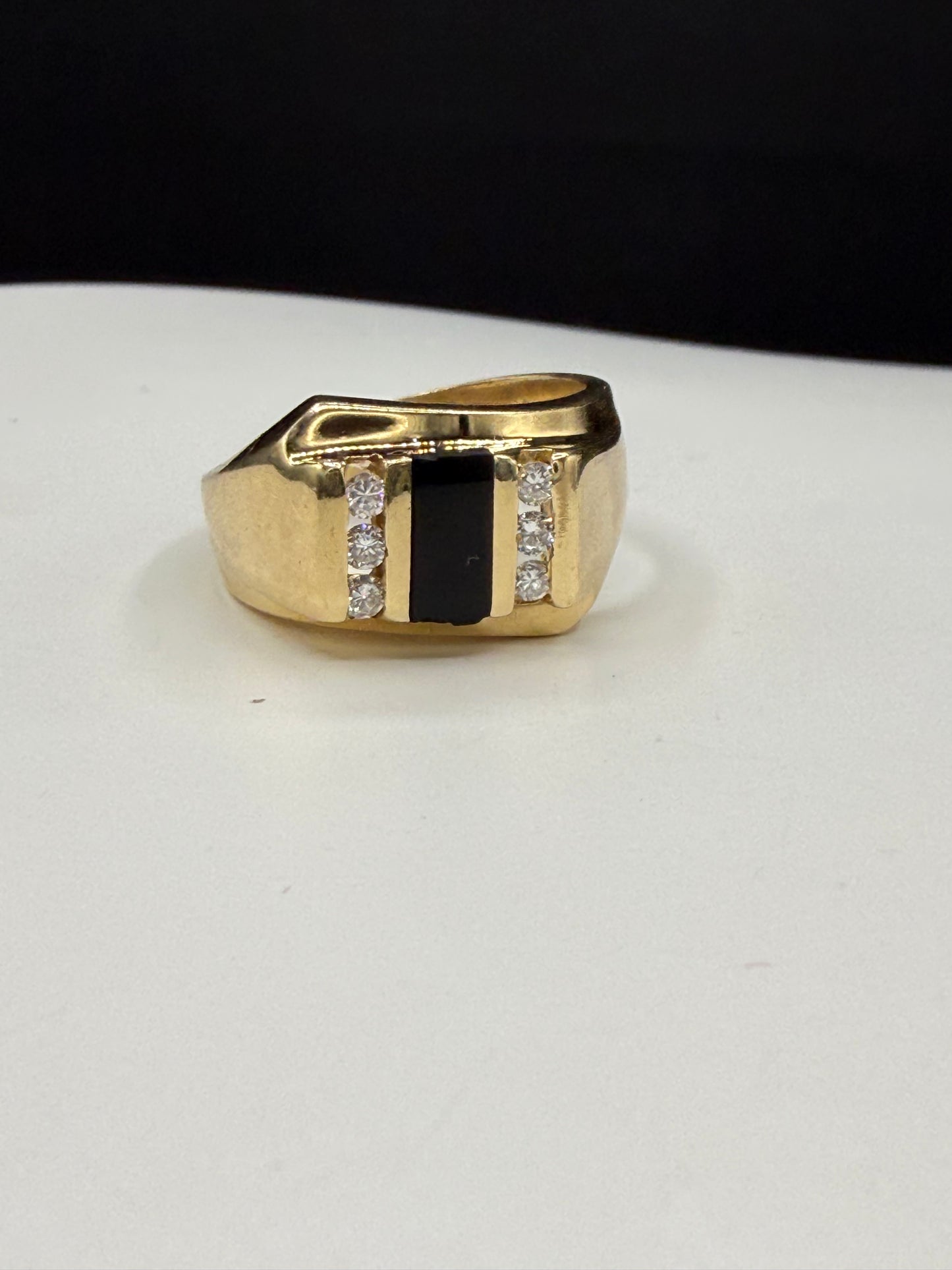 Vintage 14K Yellow Gold Black Onyx & Diamond Men’s Ring | Size 9.5