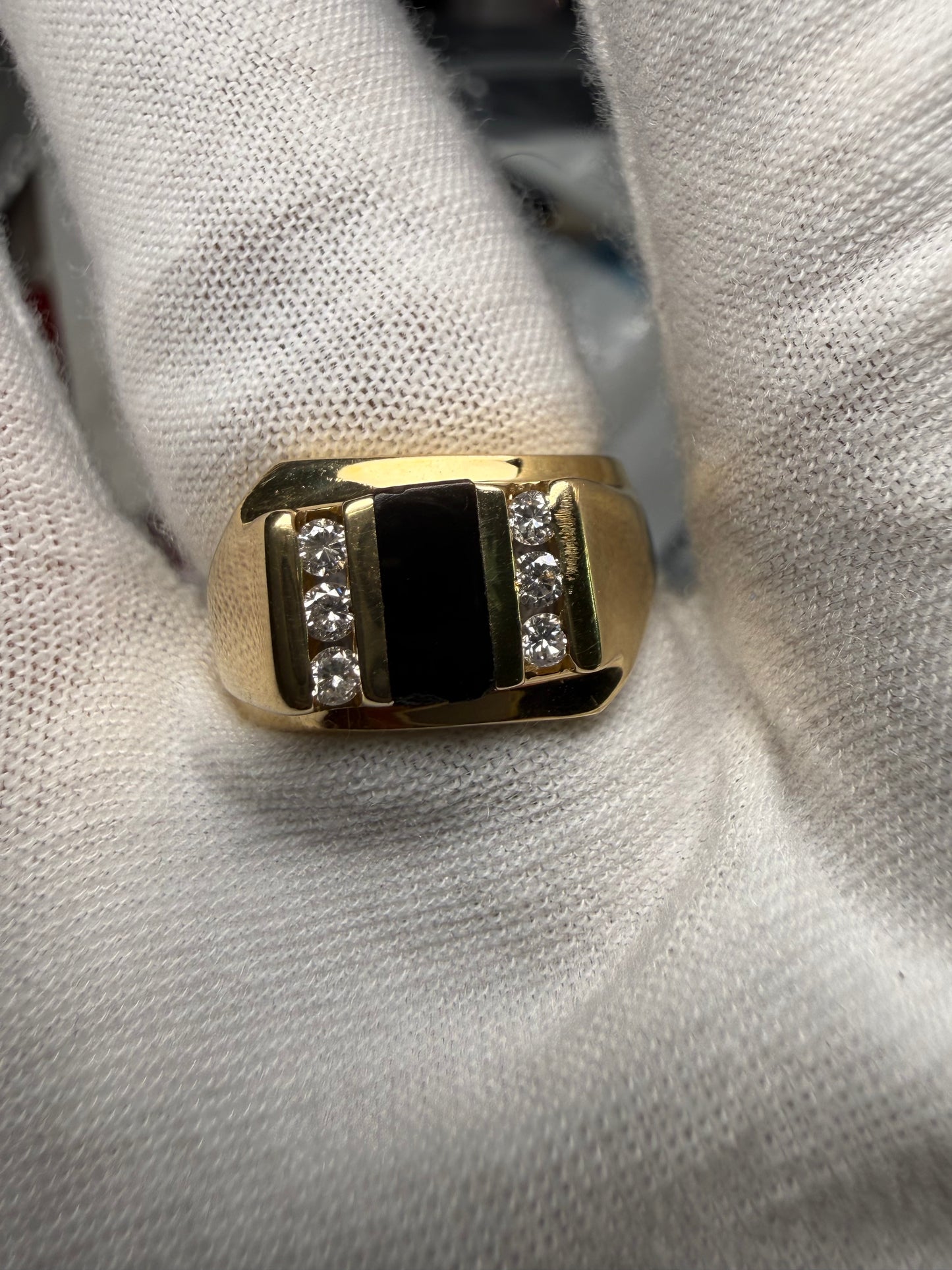 Vintage 14K Yellow Gold Black Onyx & Diamond Men’s Ring | Size 9.5