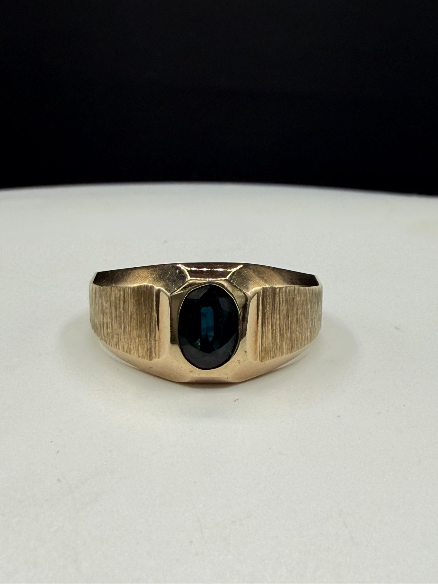 Vintage Natural Midnight Blue Sapphire 14K Yellow Gold Men’s Ring | Size 10.5