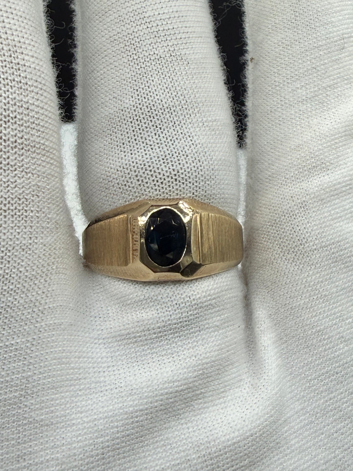 Vintage Natural Midnight Blue Sapphire 14K Yellow Gold Men’s Ring | Size 10.5