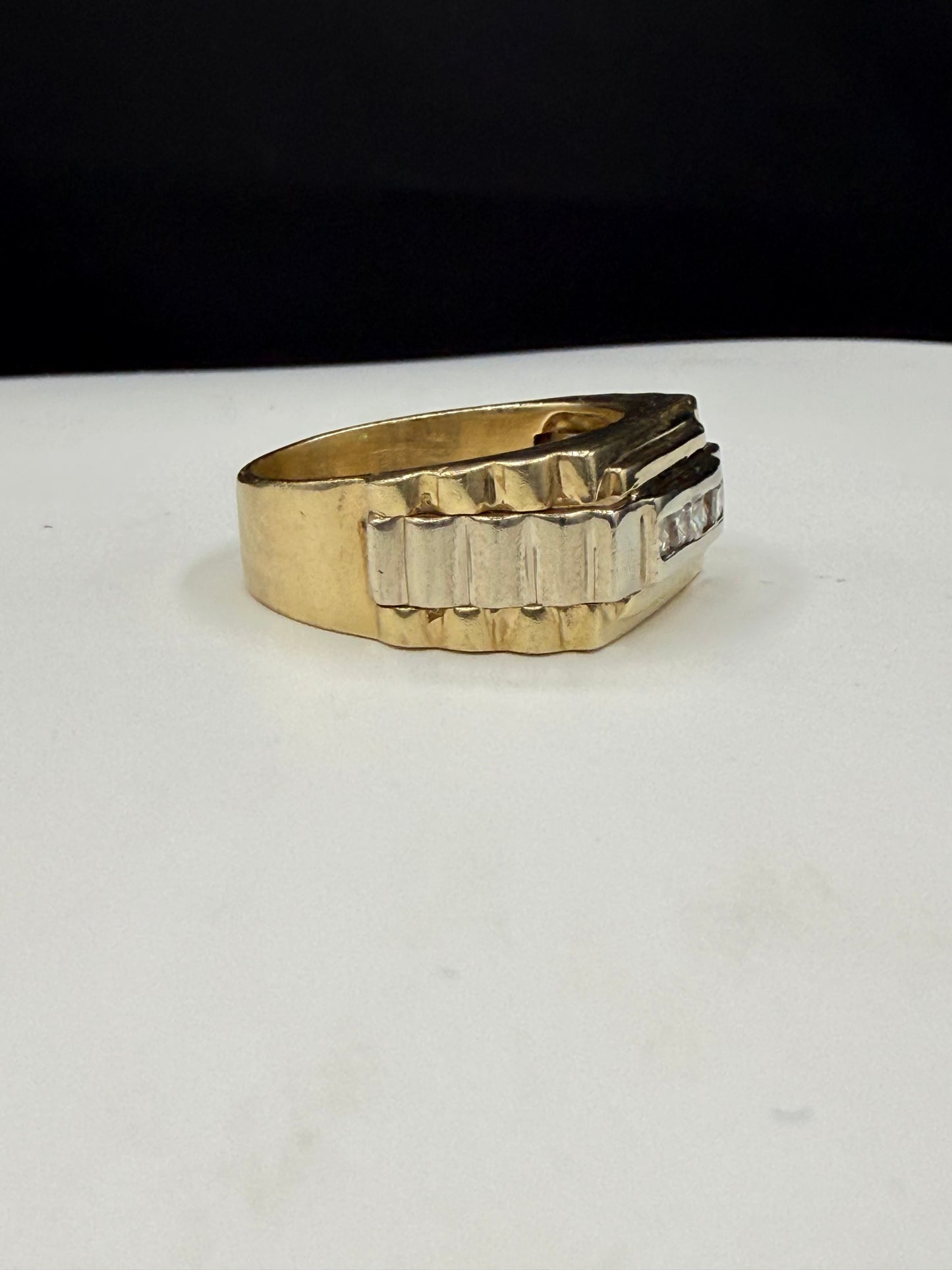 Vintage Men’s Diamond 14k Yellow Gold Statement Ring (Size 10)