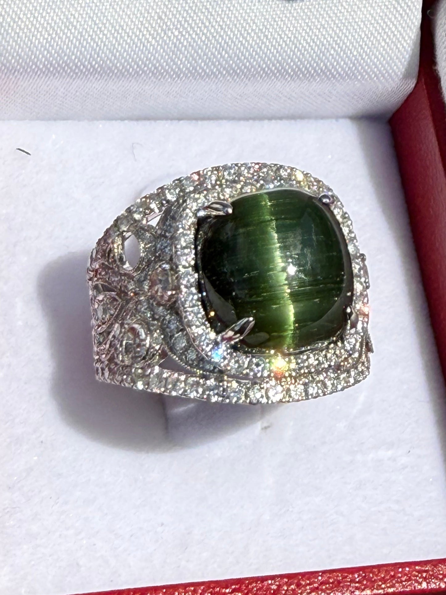 AGL Certified Natural Cat’s Eye Green Tourmaline 18k White Gold Ring | 9.18 Ct Tourmaline | 1.65 Ct Diamonds | Size 6.5