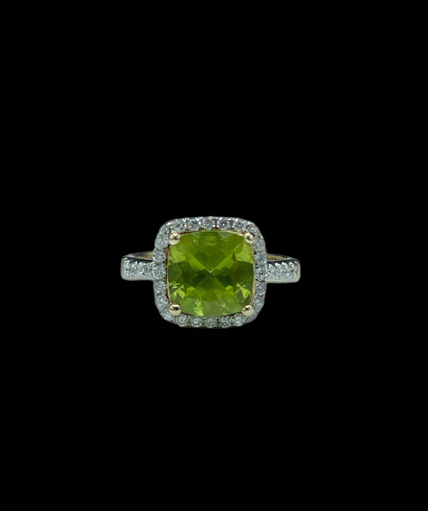 AGL Certified 4.70 Carat Burma Peridot And Diamond 14k Yellow Gold Engagement Ring (Size 7.25)