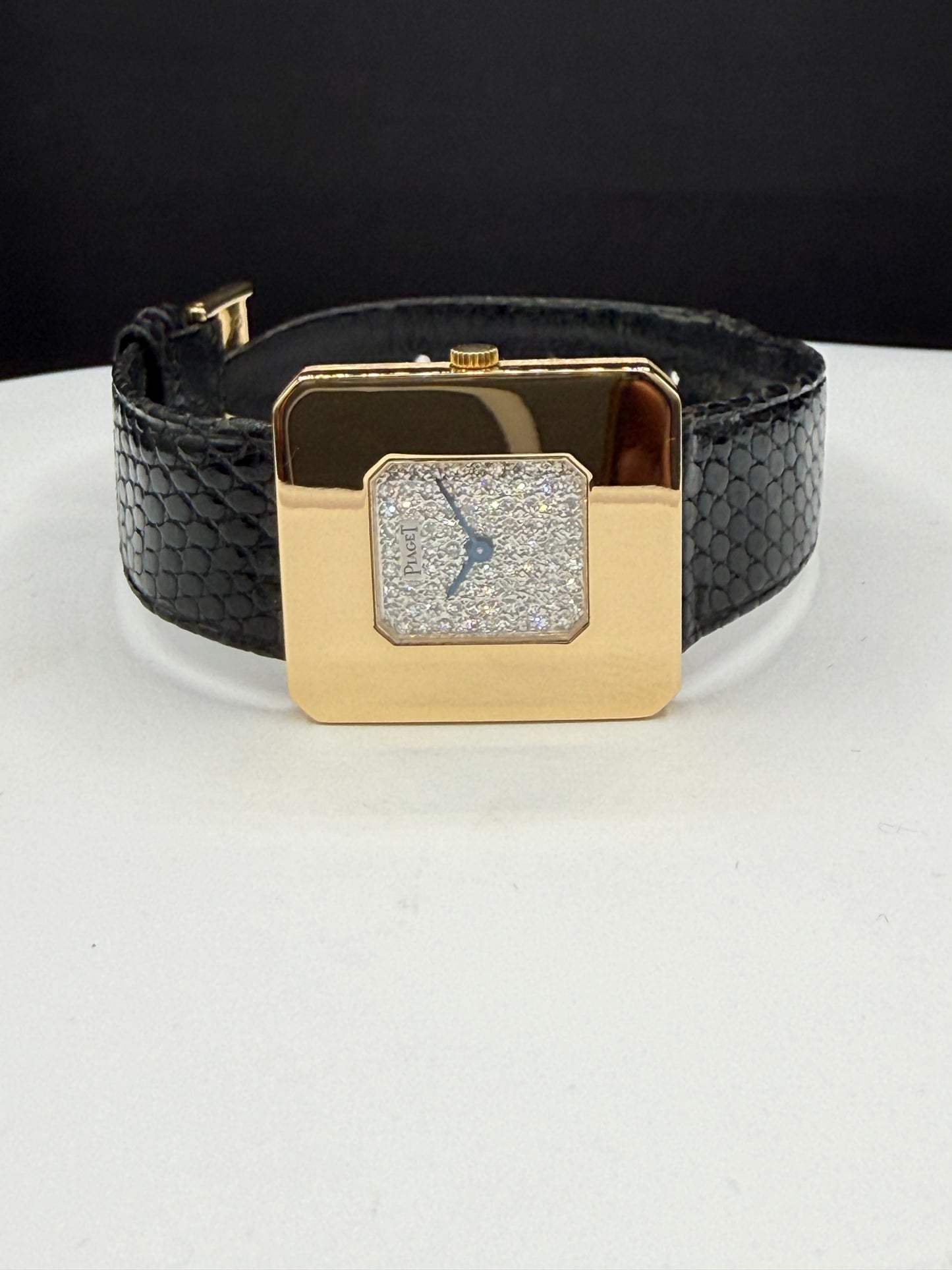Vintage Piaget Protocole 18K Yellow Gold Ladies Watch Ref. 99041 | Factory Pavé Diamond Dial | Circa 1970s | Mechanical