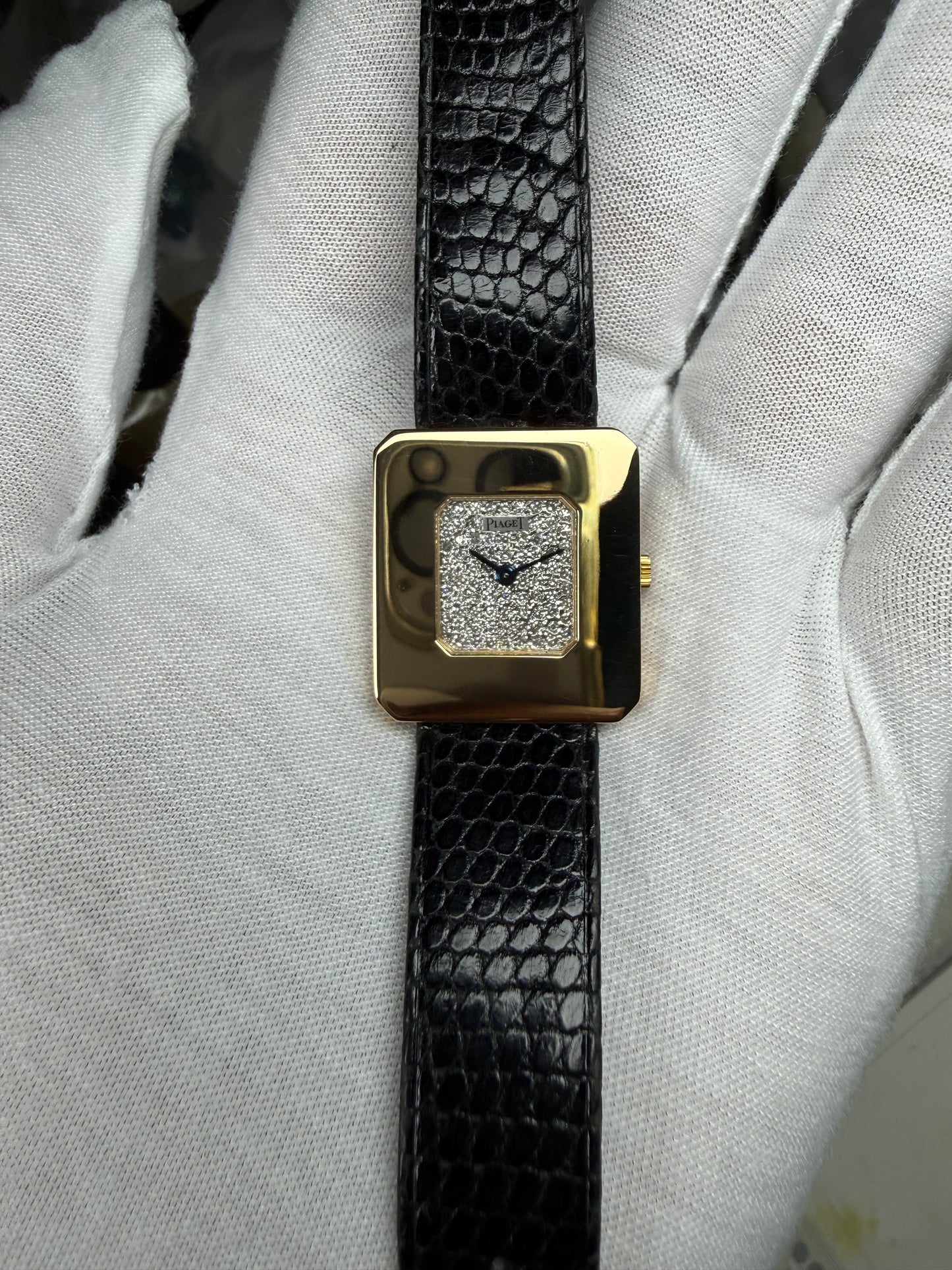 Vintage Piaget Protocole 18K Yellow Gold Ladies Watch Ref. 99041 | Factory Pavé Diamond Dial | Circa 1970s | Mechanical