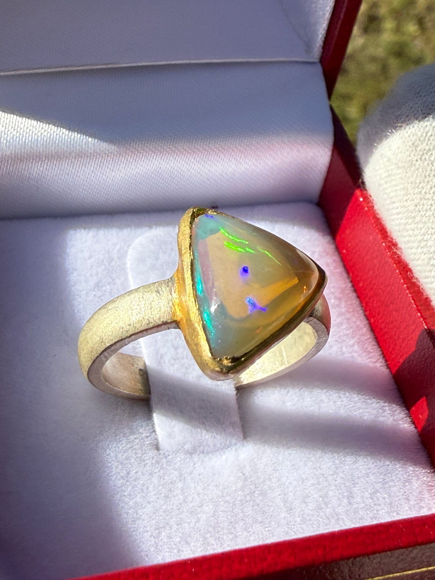 Natural Ethiopian Trillion Opal Ring | 2.8–3.0 Ct | Sterling Silver & 18K Gold Bezel | Matte Finish | Size 8