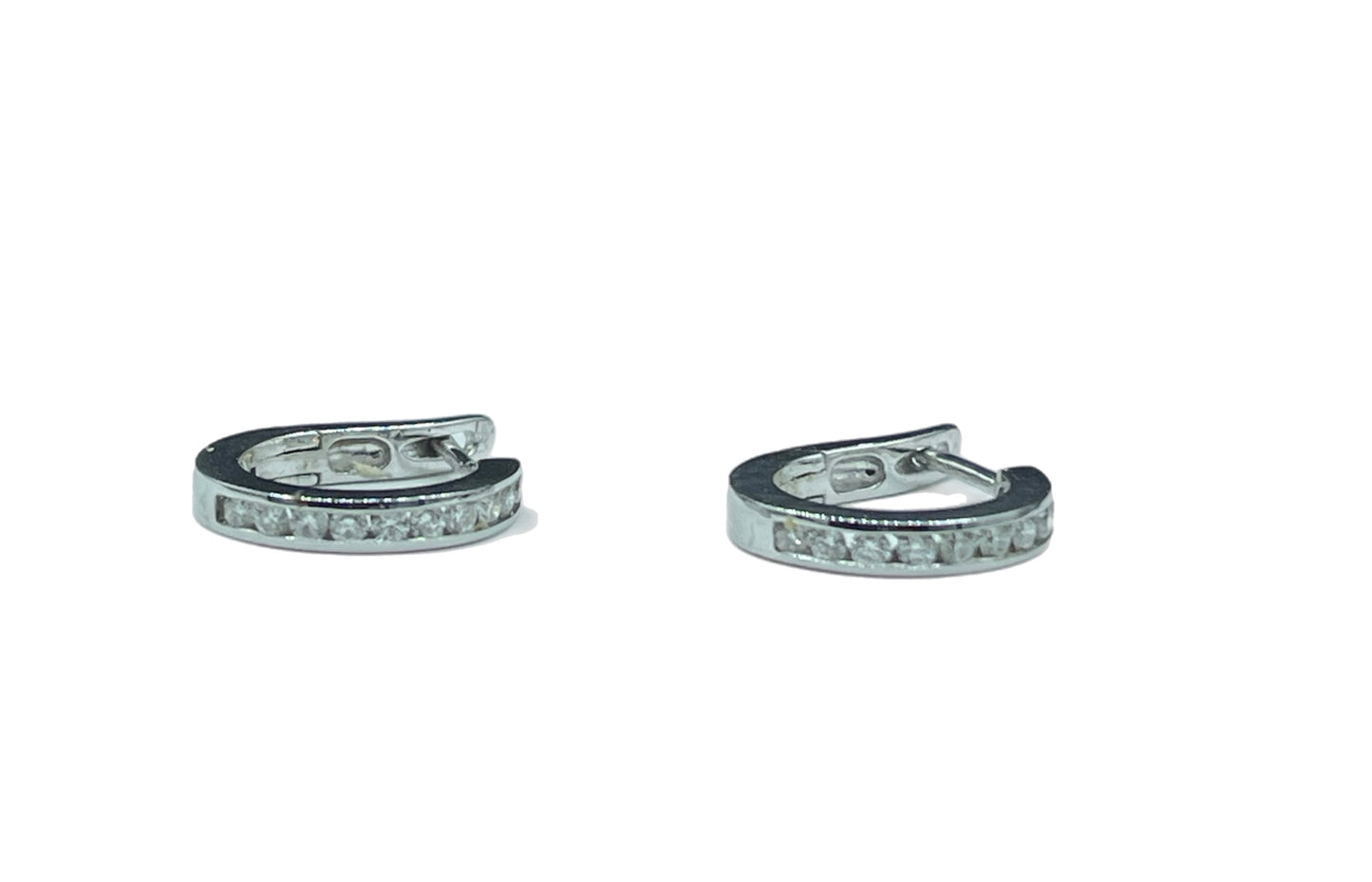 0.60 Carat Natural Diamond 18k White Gold Huggie Hoop Earrings