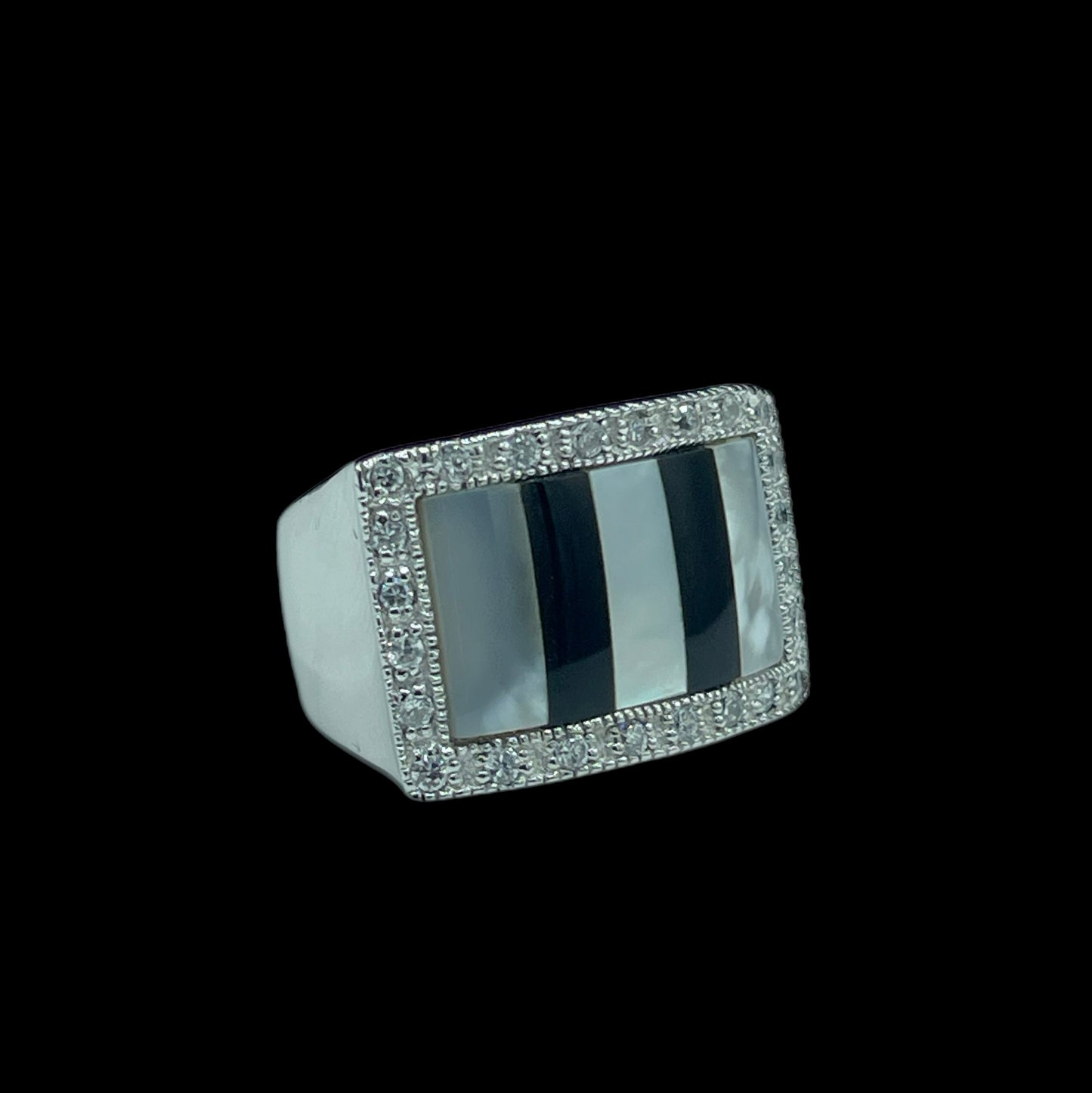 Natural Mother Of Pearl Black Onyx & Cubic Zirconia Sterling Silver Ring (Size 7.25)