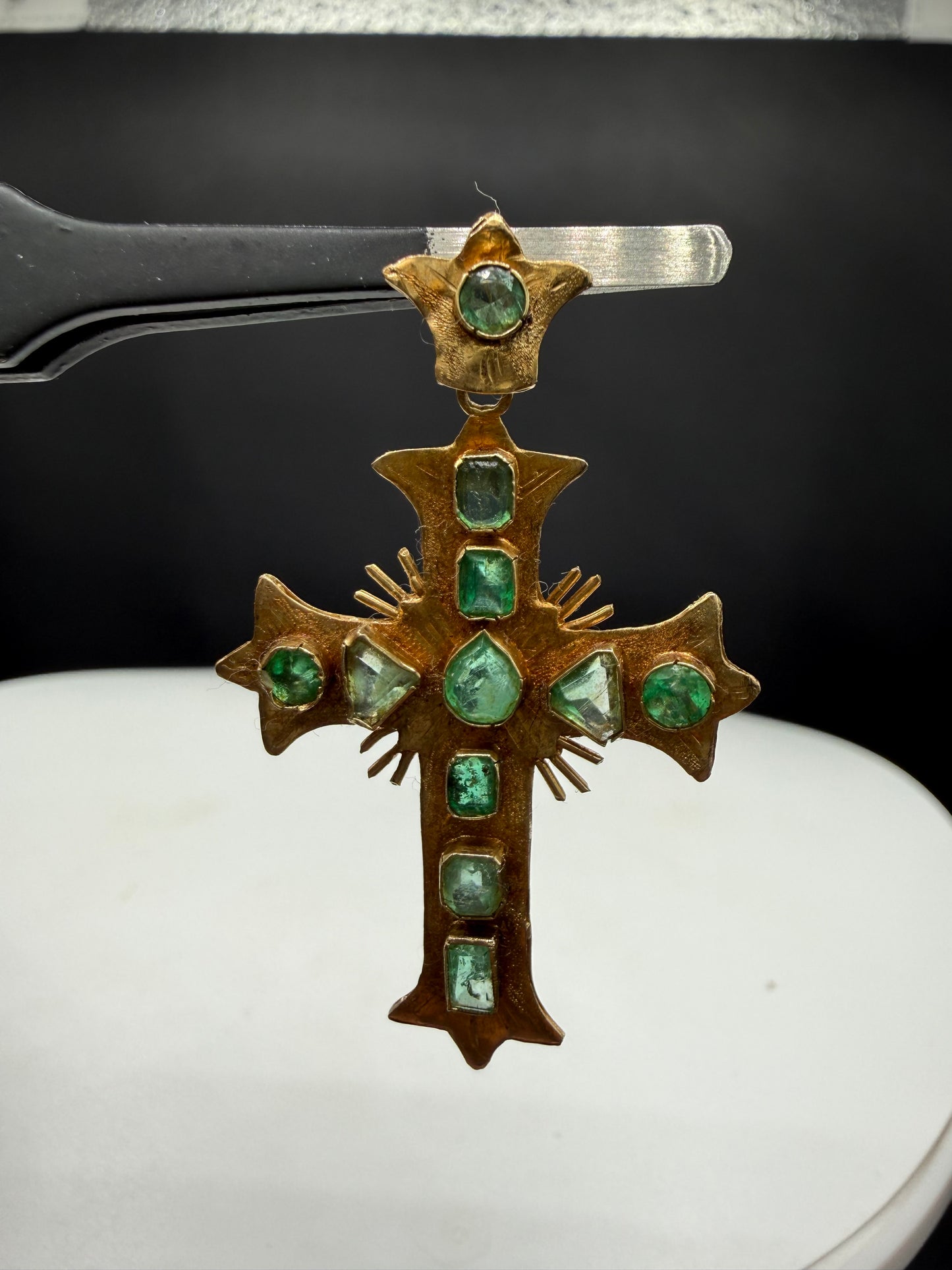 18K Gold Natural Emerald Cross Pendant | Vintage | 1.92 Inch