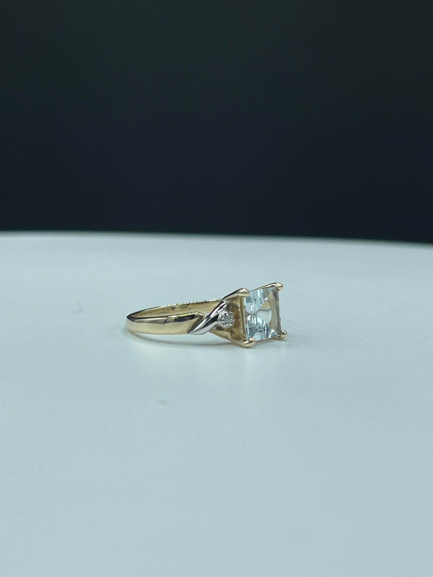 Natural Aquamarine & Diamond 10k Yellow Gold Ring (Size 7.25)