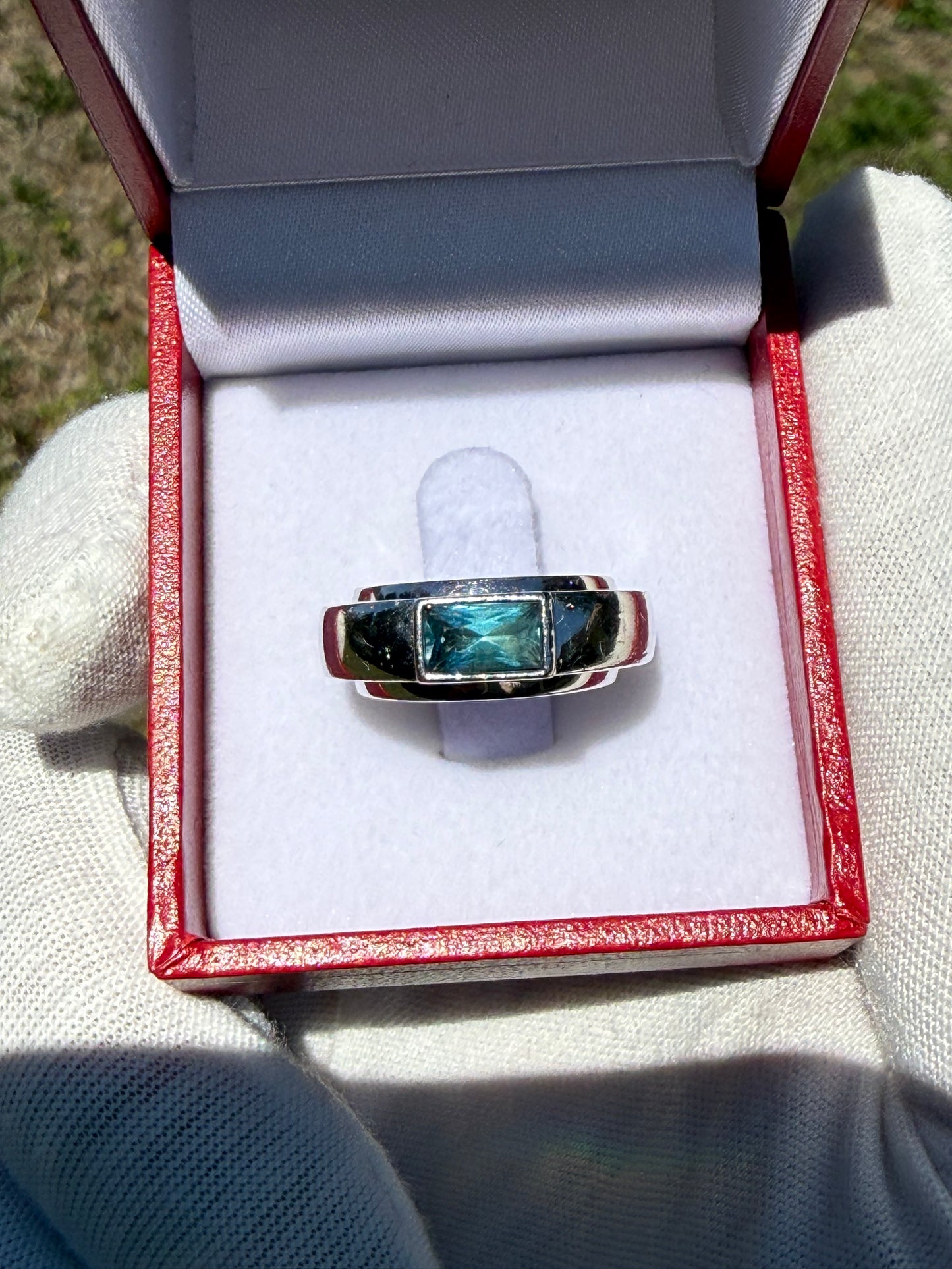 Piaget Indicolite Tourmaline 18K White Gold Ring | 1.78 CT Indicolite Tourmaline | Size 5