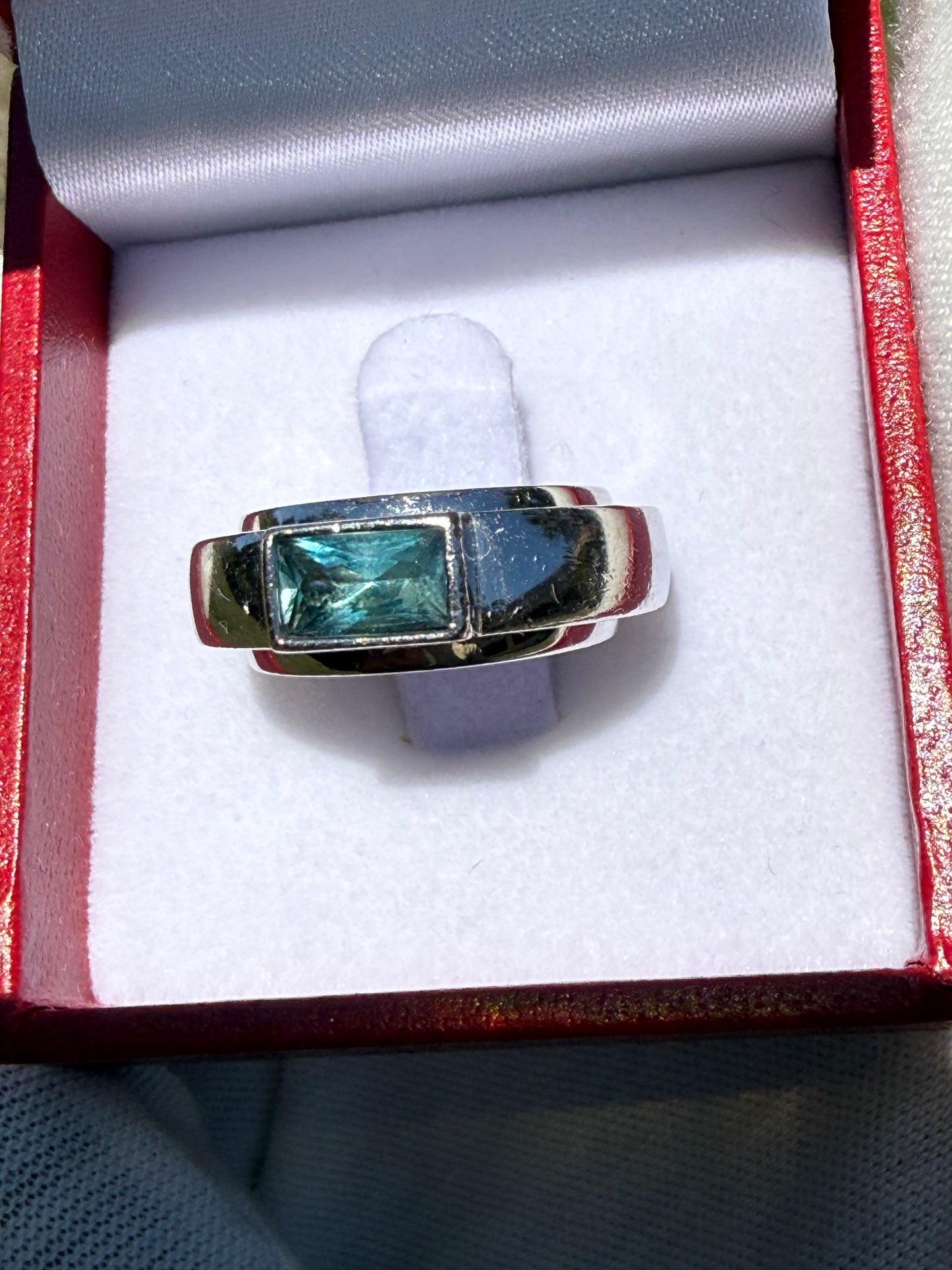 Piaget Indicolite Tourmaline 18K White Gold Ring | 1.78 CT Indicolite Tourmaline | Size 5