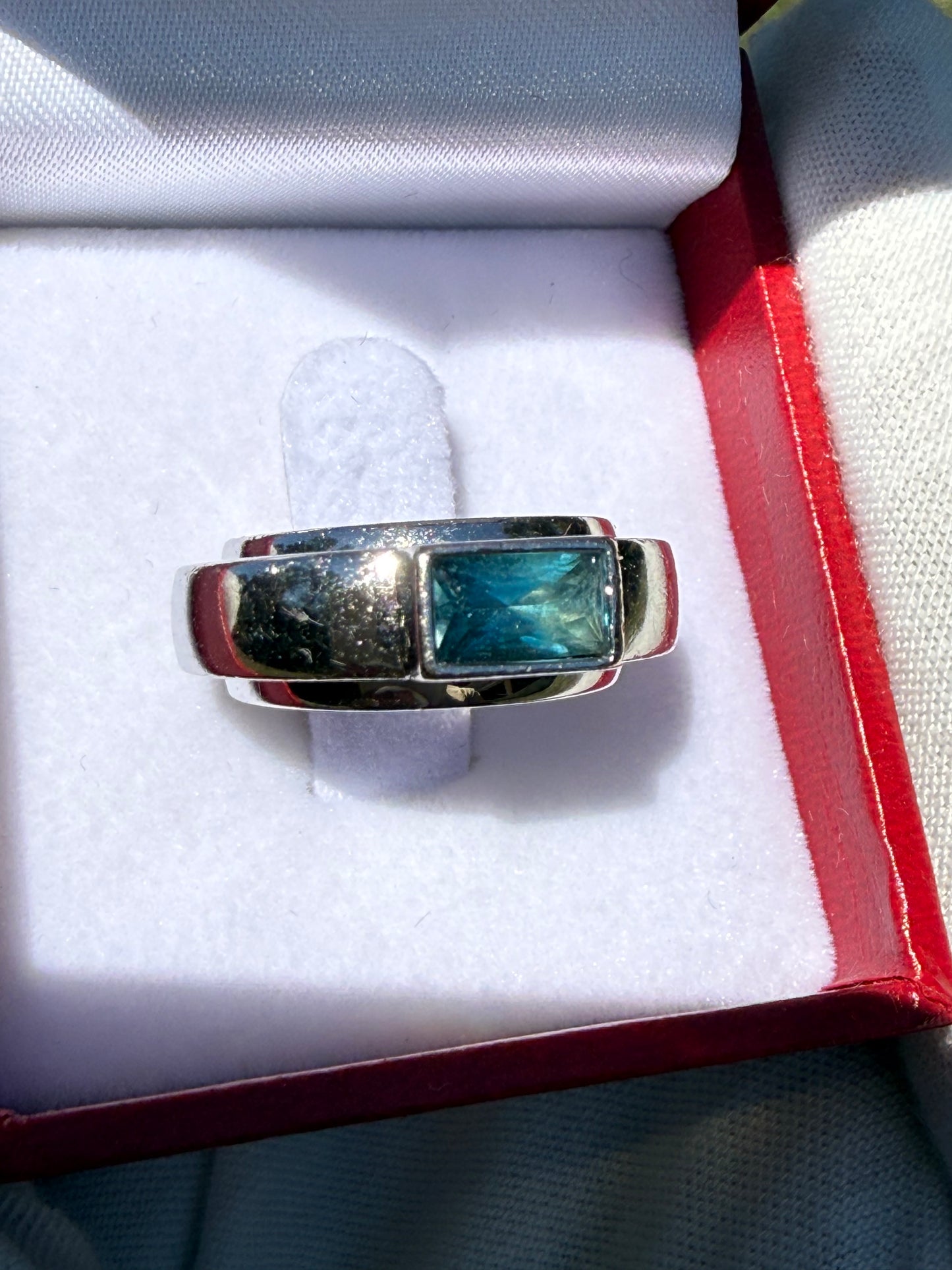 Piaget Indicolite Tourmaline 18K White Gold Ring | 1.78 CT Indicolite Tourmaline | Size 5