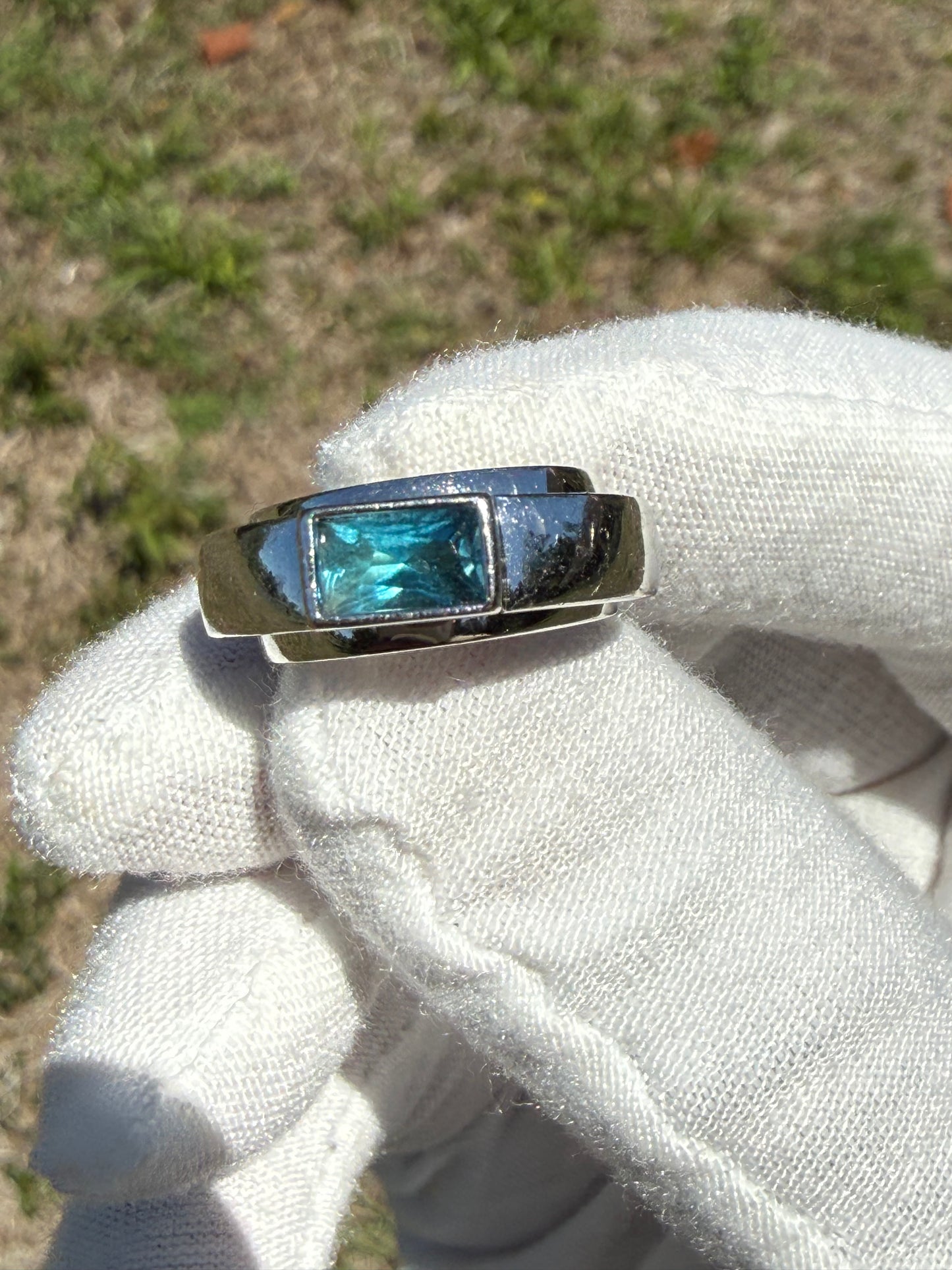 Piaget Indicolite Tourmaline 18K White Gold Ring | 1.78 CT Indicolite Tourmaline | Size 5