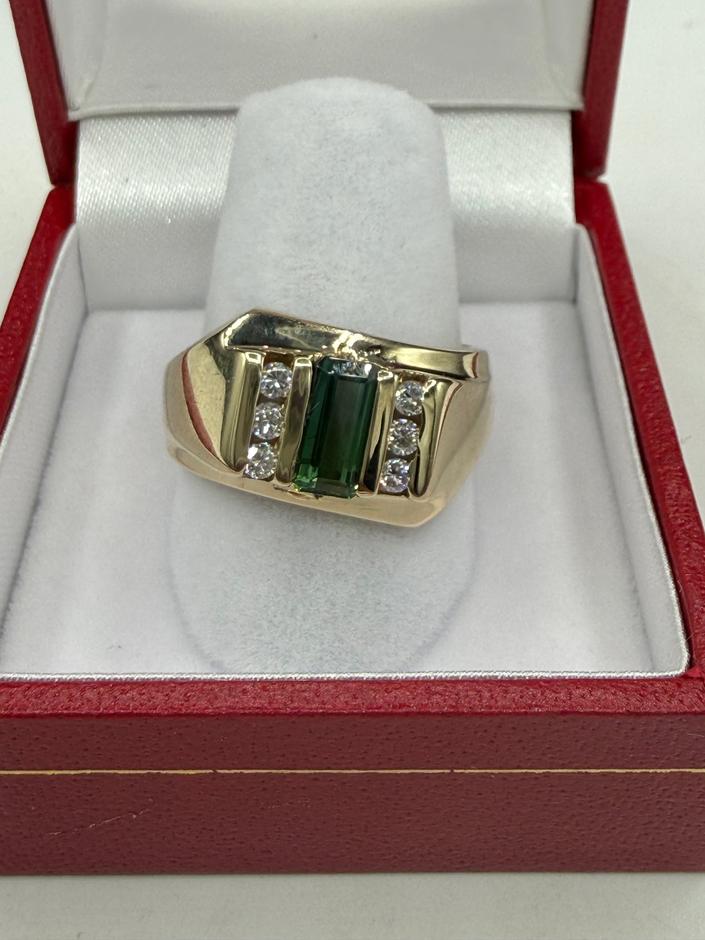 Vintage Natural Green Tourmaline & Diamond 14k Yellow Gold Ring (Size 9.5)