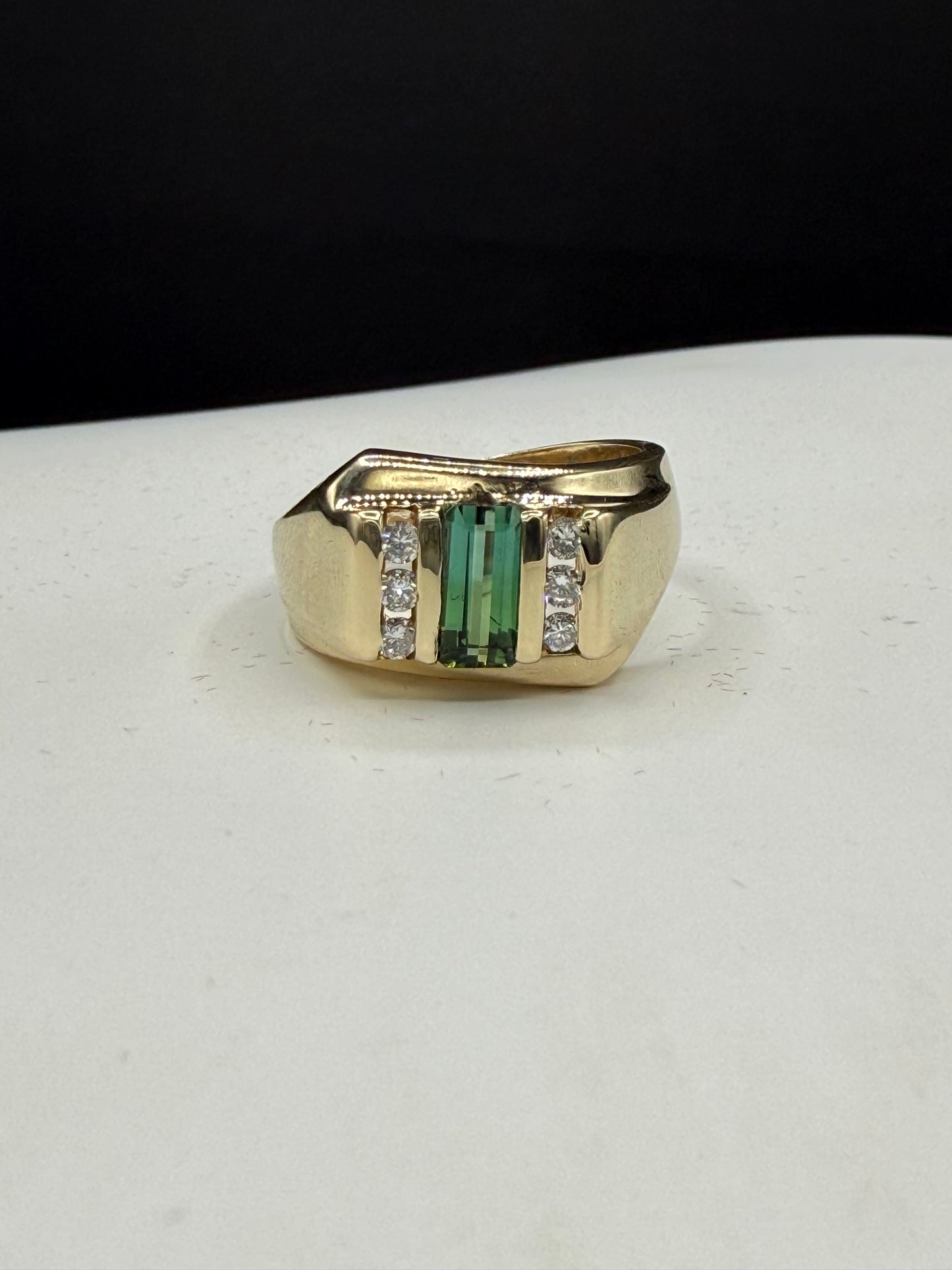 Vintage Natural Green Tourmaline & Diamond 14k Yellow Gold Ring (Size 9.5)