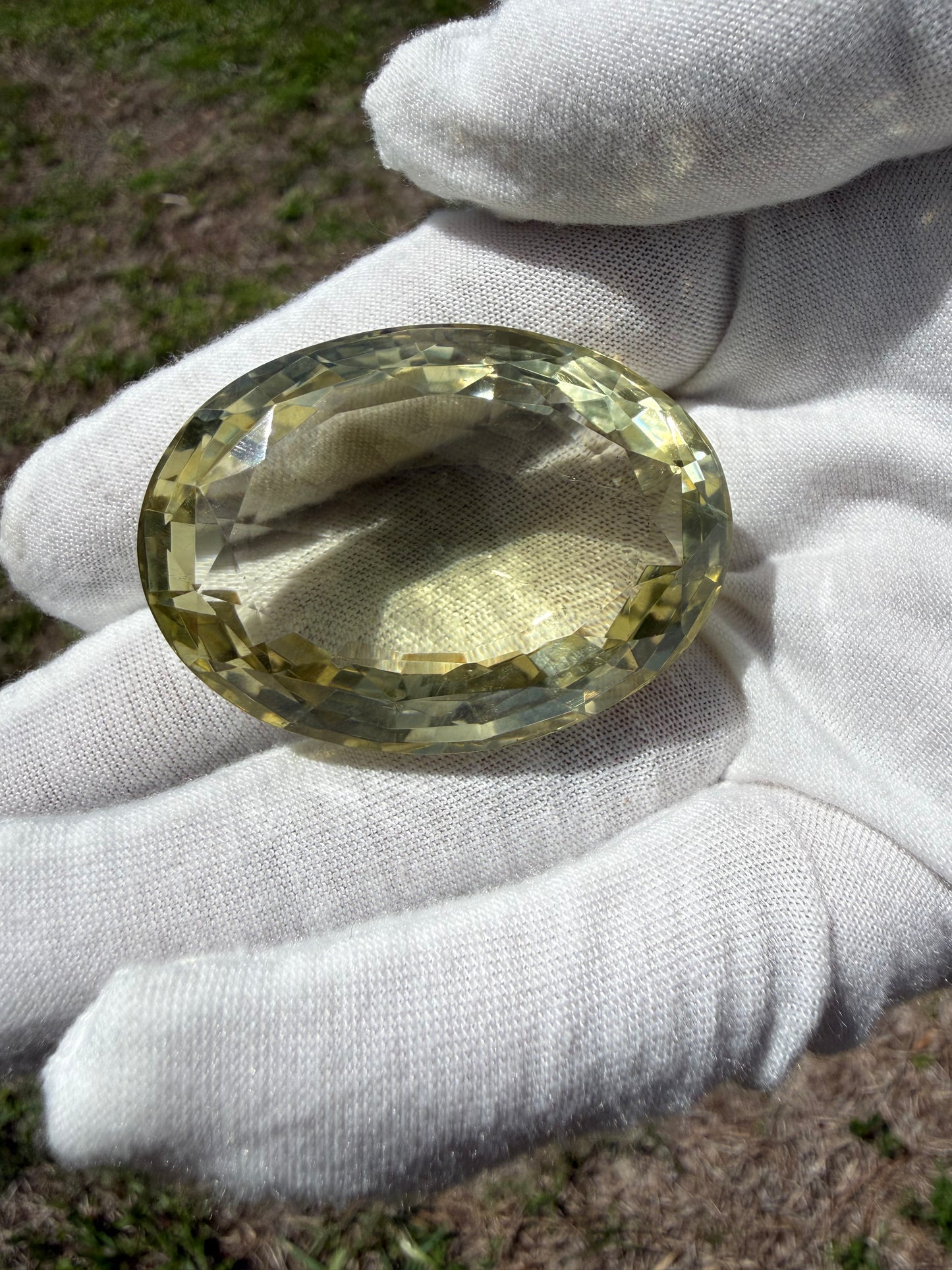 269.18 Carat Natural Ouro Verde Quartz Oval Cut Loose Gemstone 48x34mm IF Collector Gem