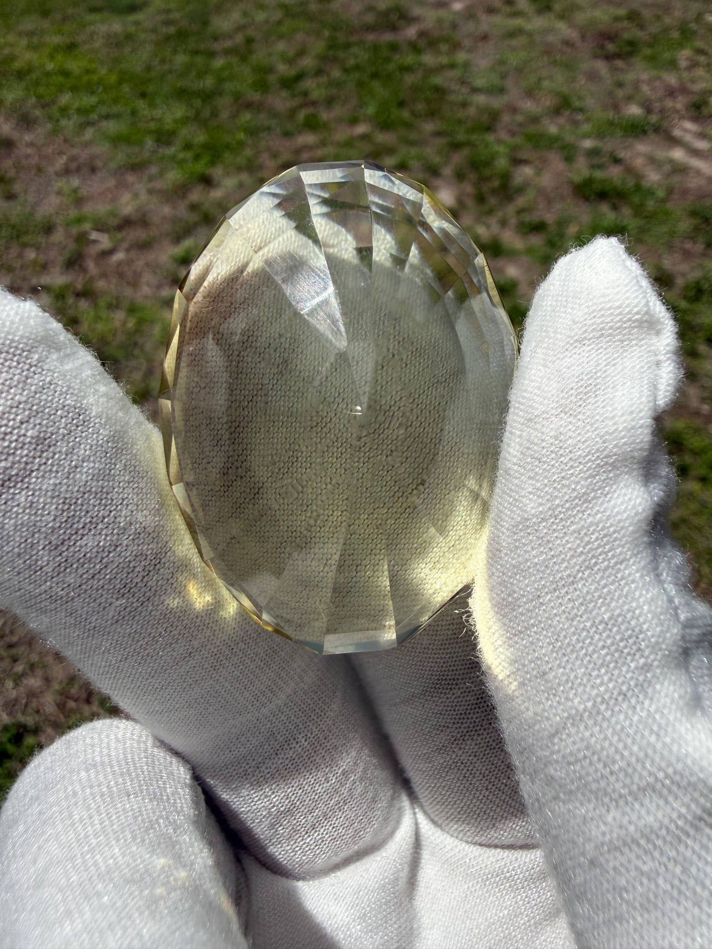 269.18 Carat Natural Ouro Verde Quartz Oval Cut Loose Gemstone 48x34mm IF Collector Gem